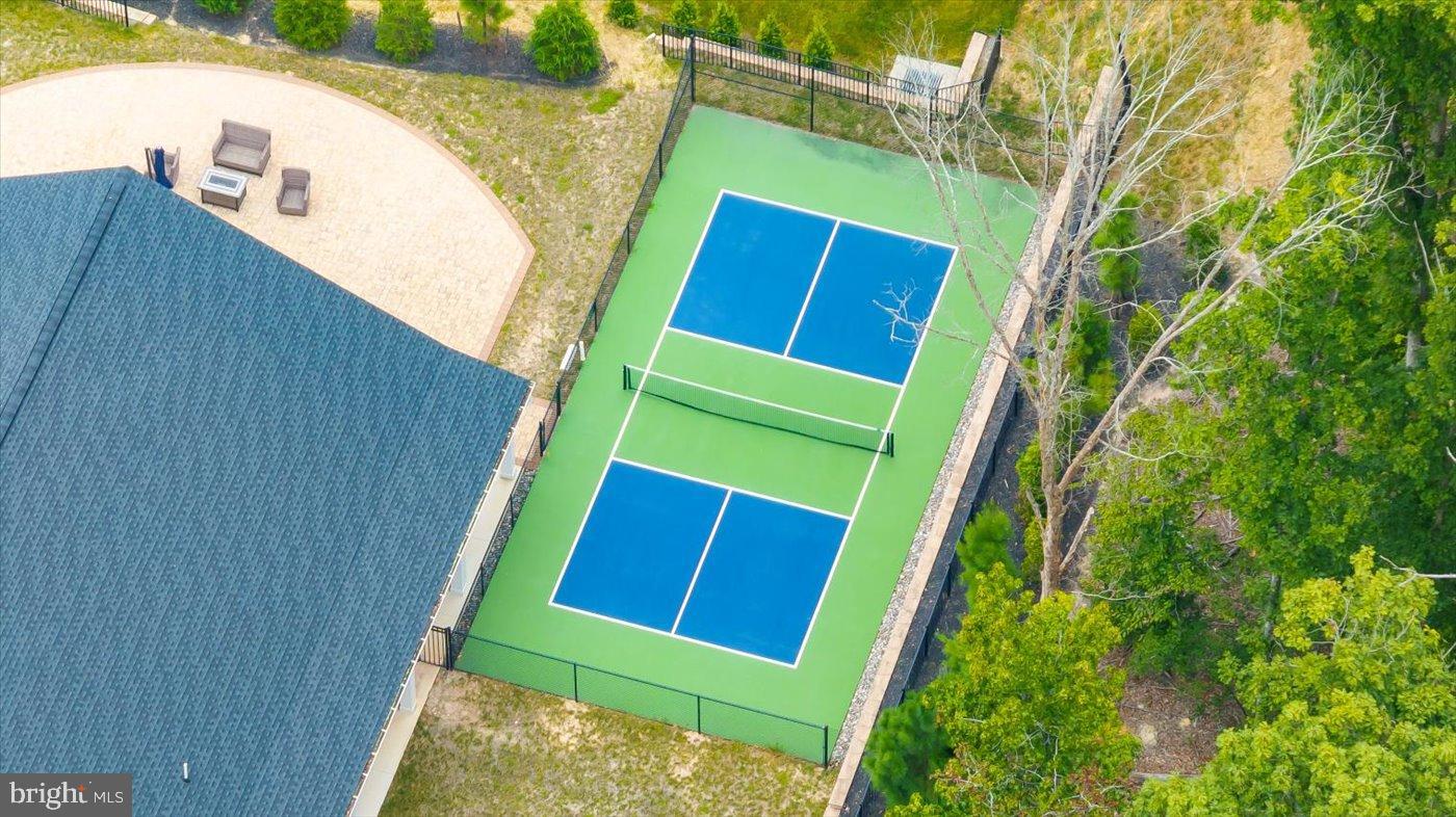 REGENCY AT CHANCELLORSVILLE NORTH - Residential