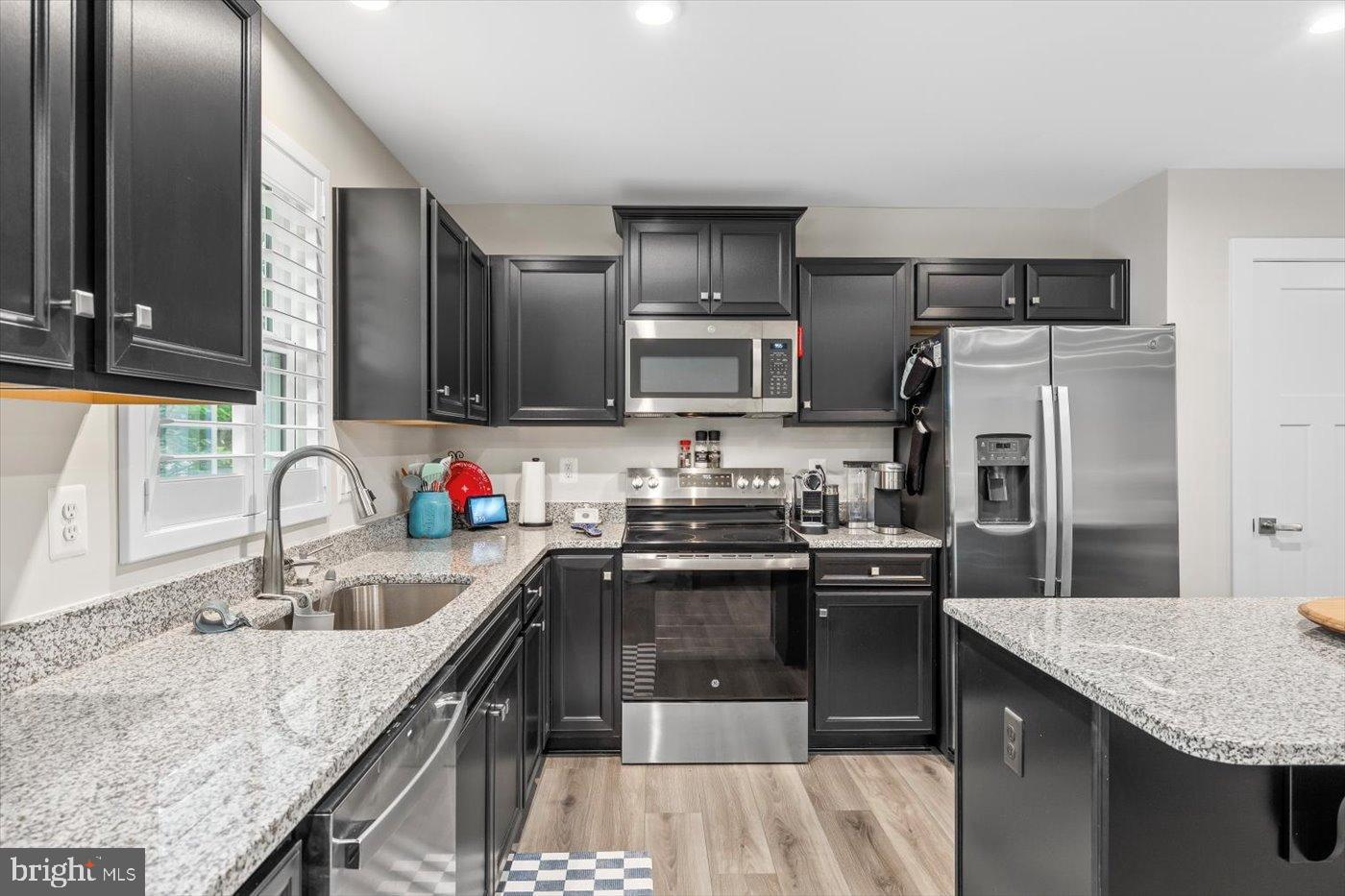 REGENCY AT CHANCELLORSVILLE NORTH - Residential