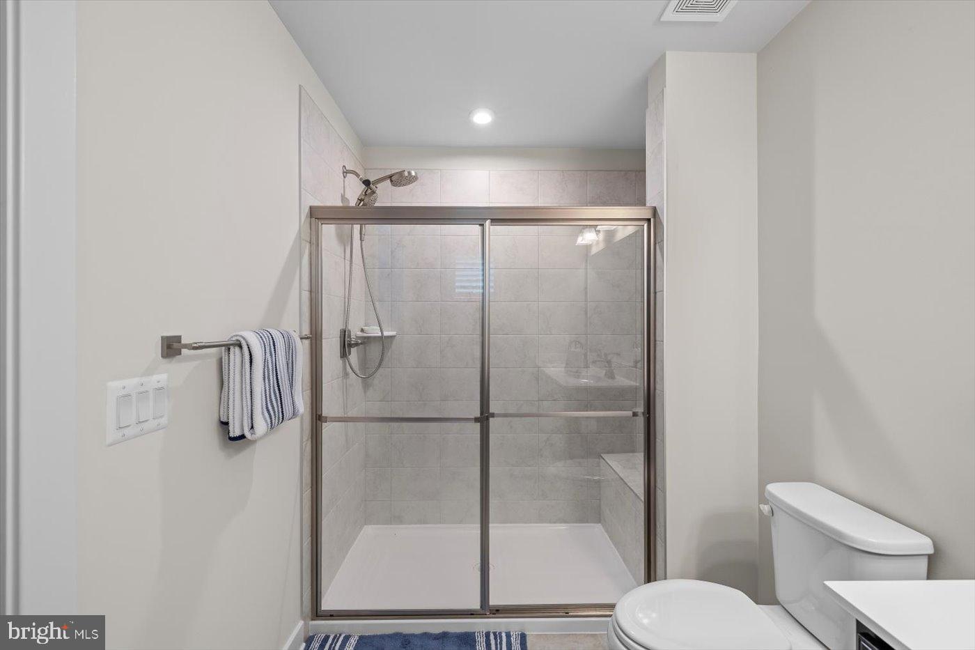 REGENCY AT CHANCELLORSVILLE NORTH - Residential