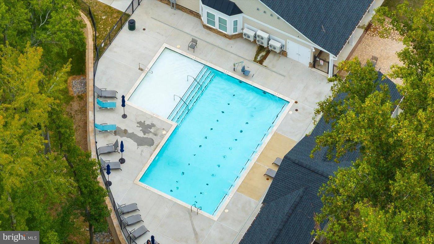 REGENCY AT CHANCELLORSVILLE NORTH - Residential