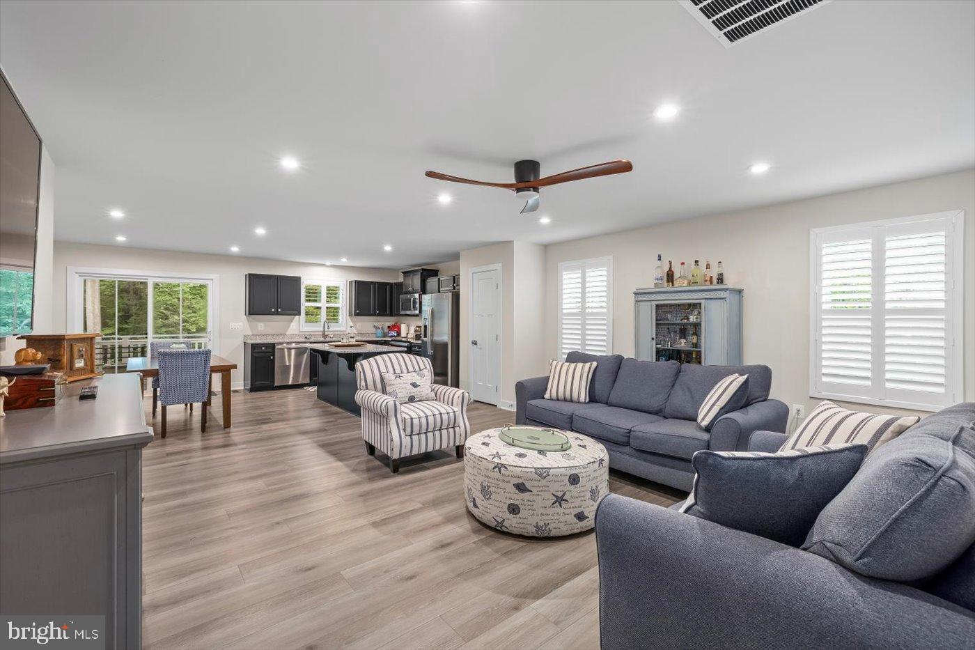 REGENCY AT CHANCELLORSVILLE NORTH - Residential