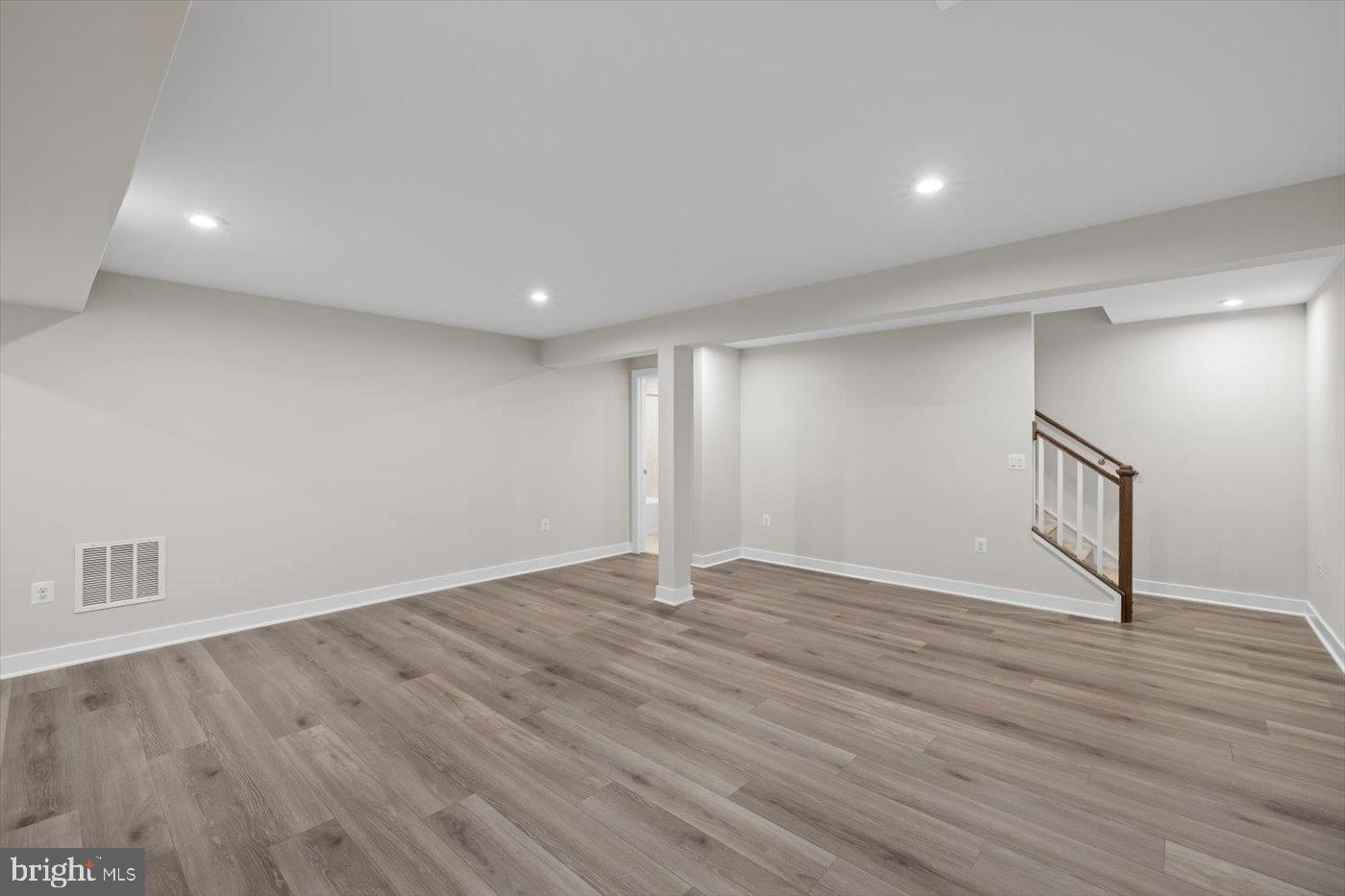 REGENCY AT CHANCELLORSVILLE NORTH - Residential