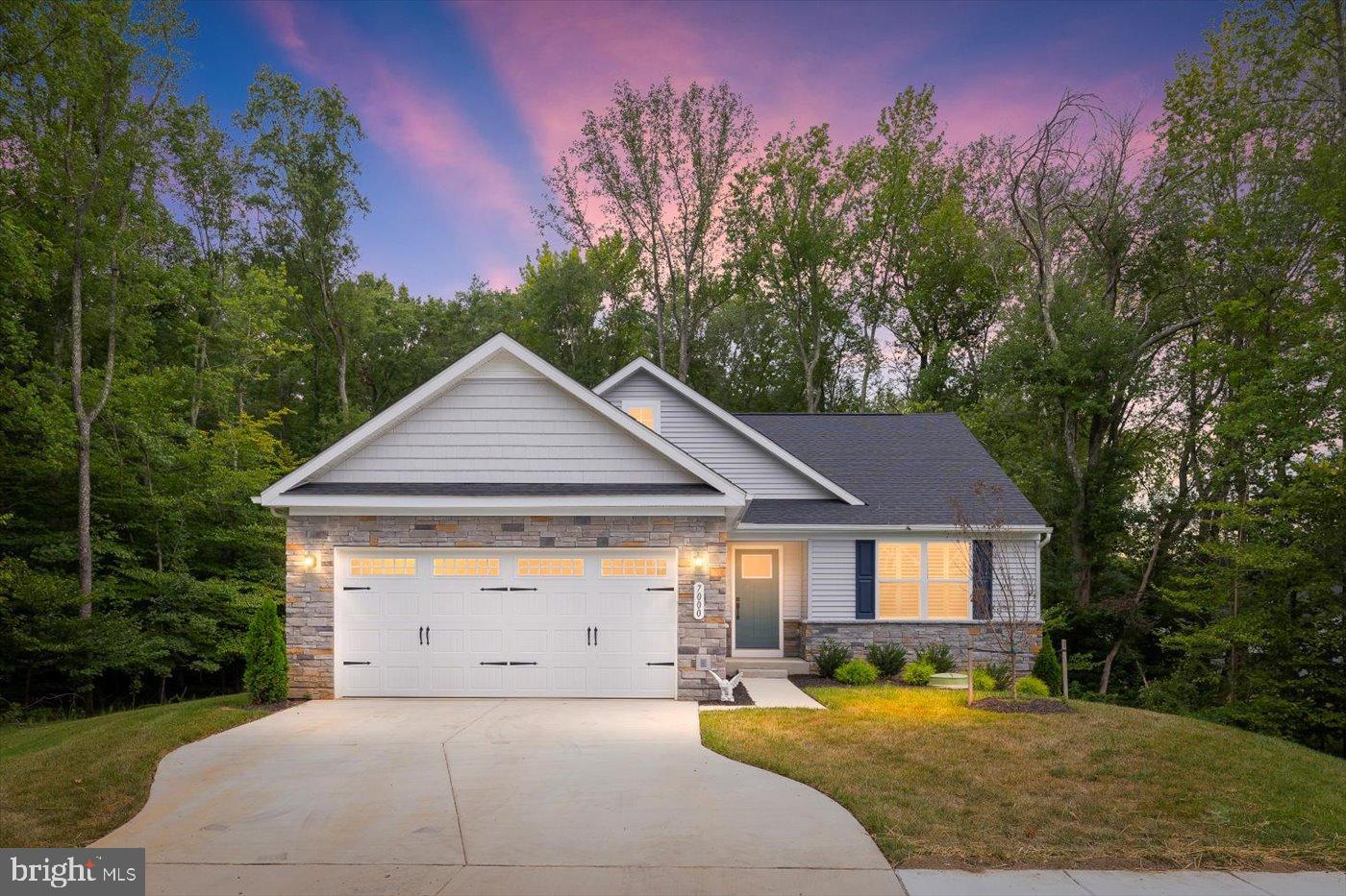 REGENCY AT CHANCELLORSVILLE NORTH - Residential