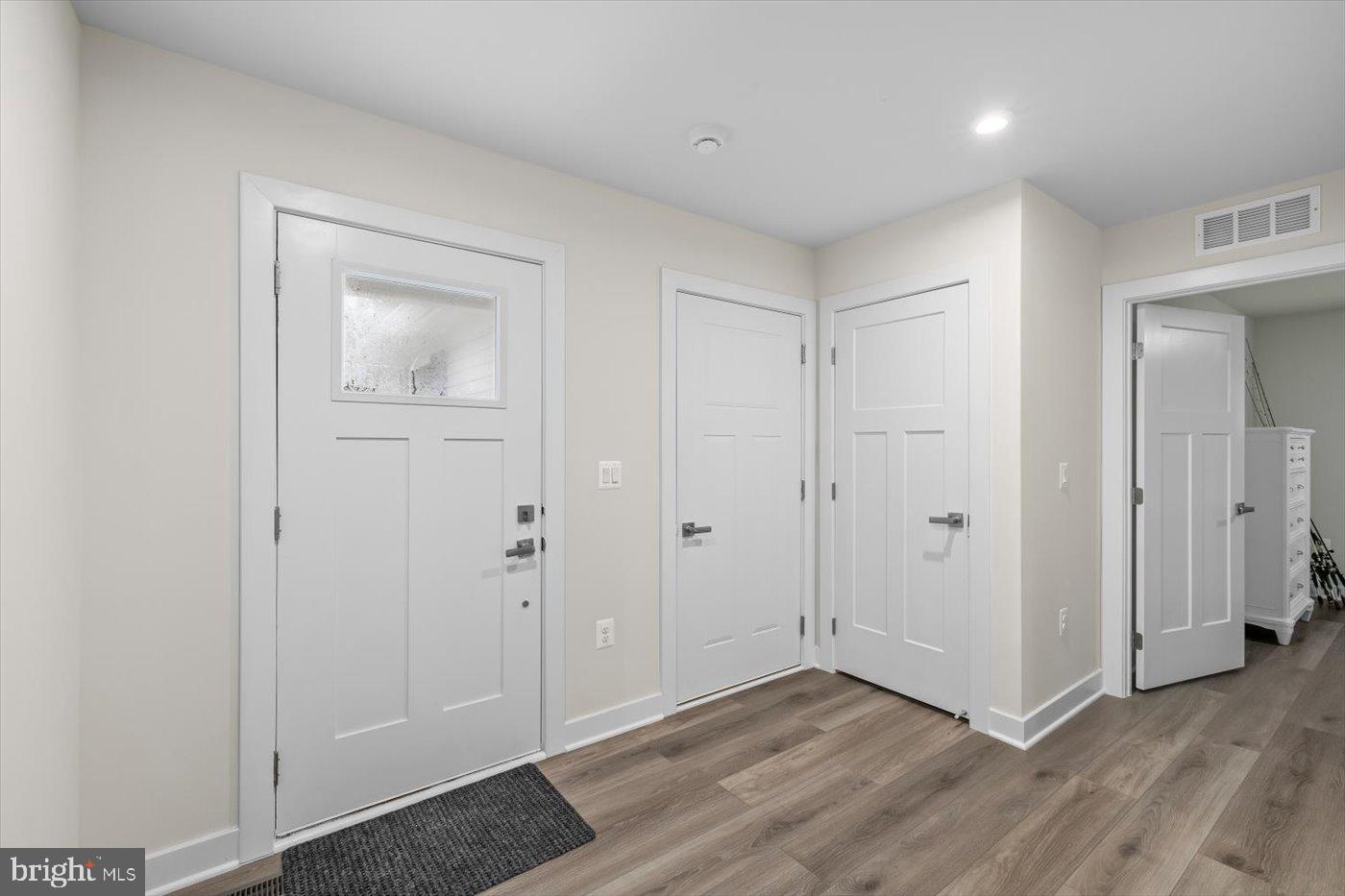 REGENCY AT CHANCELLORSVILLE NORTH - Residential