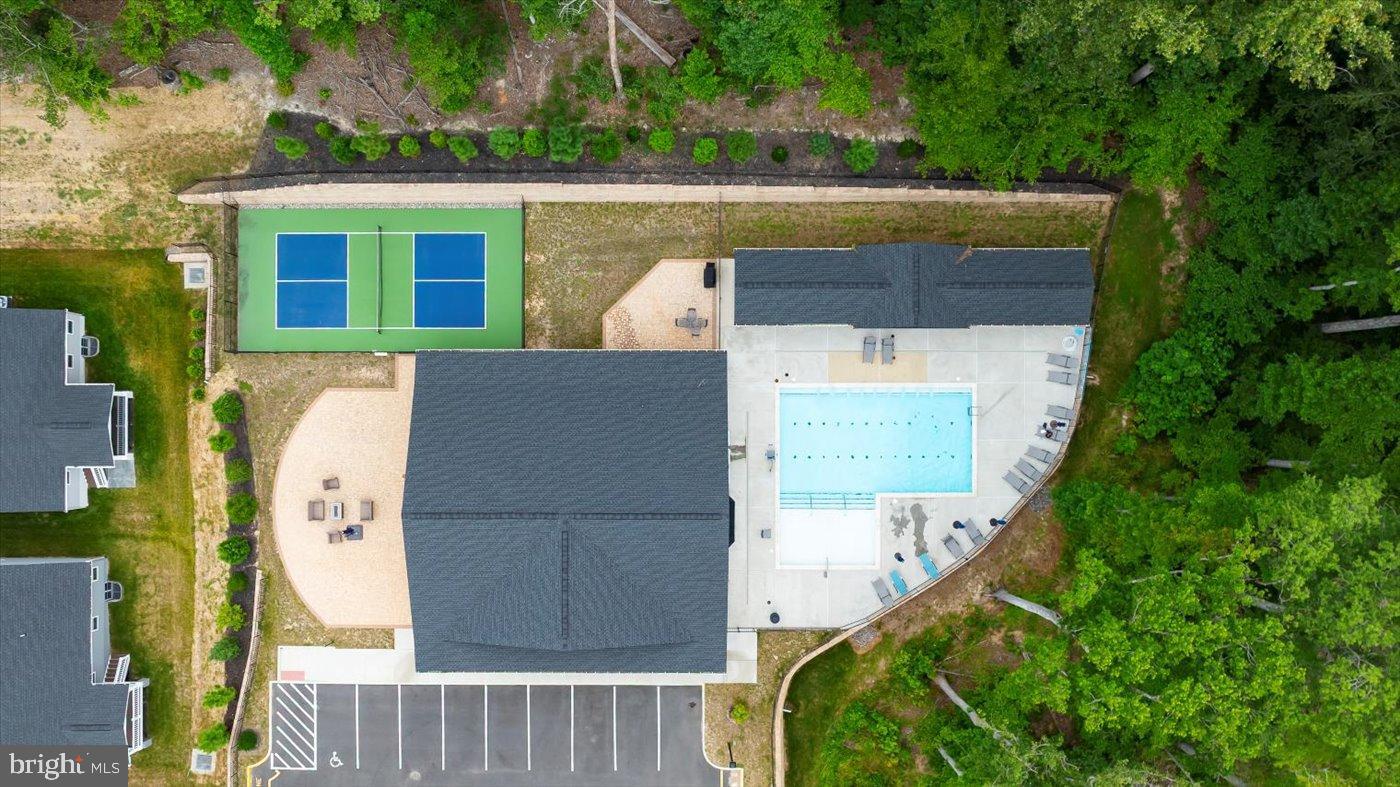 REGENCY AT CHANCELLORSVILLE NORTH - Residential