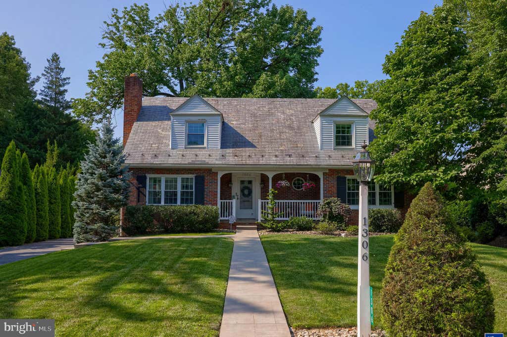 Photo of 1306 Hillcrest Road, LANCASTER, PA 17603 (MLS # PALA2092678)