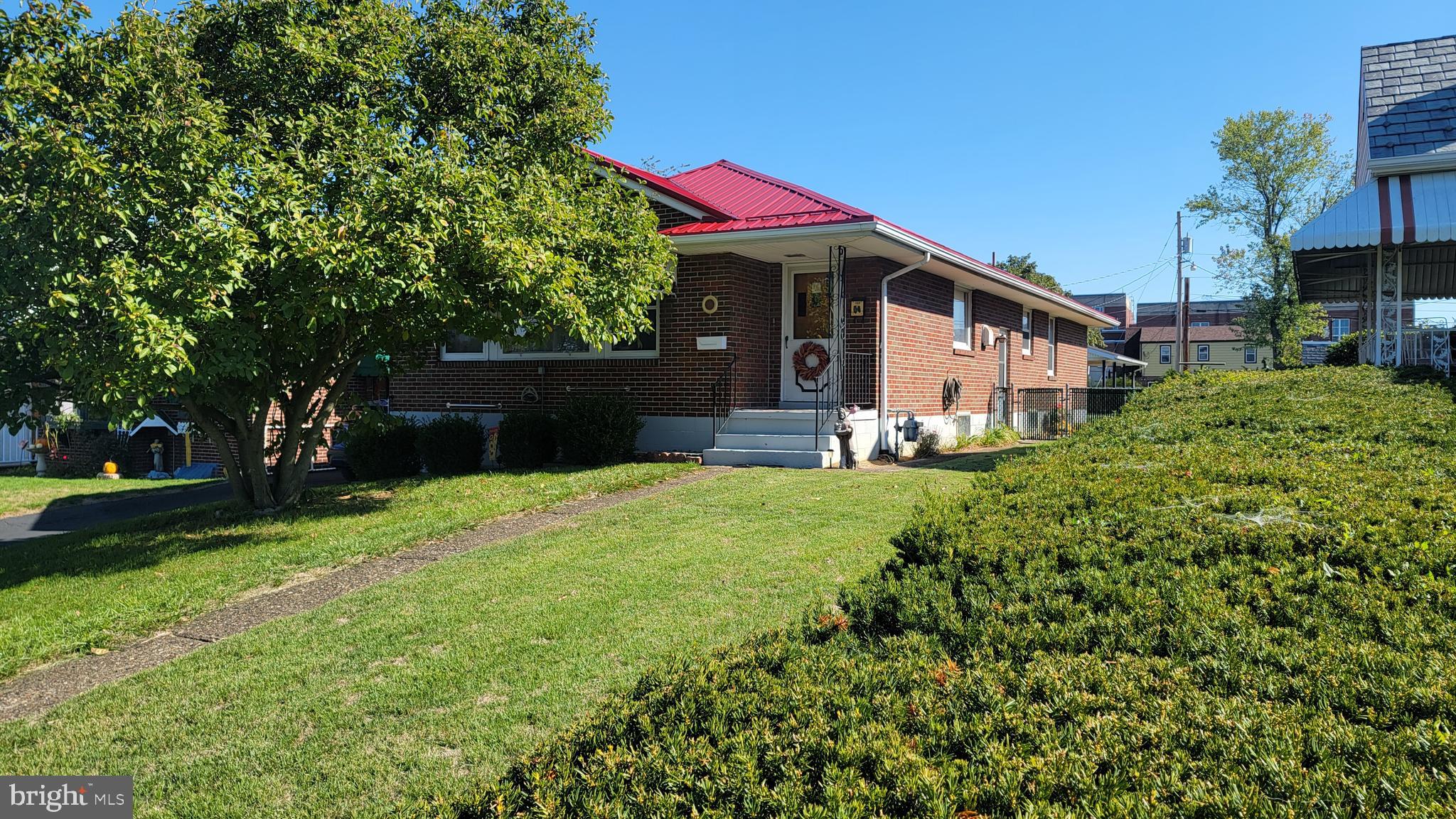 MAPLESIDE - Residential