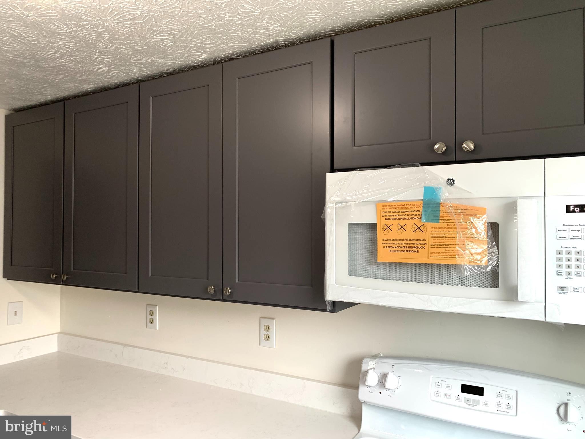 HERITAGE HILL CONDO - Residential