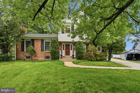 Homes For Sale - 12112 Whippoorwill Lane<br/> Montgomery County, ROCKVILLE, MD 20852