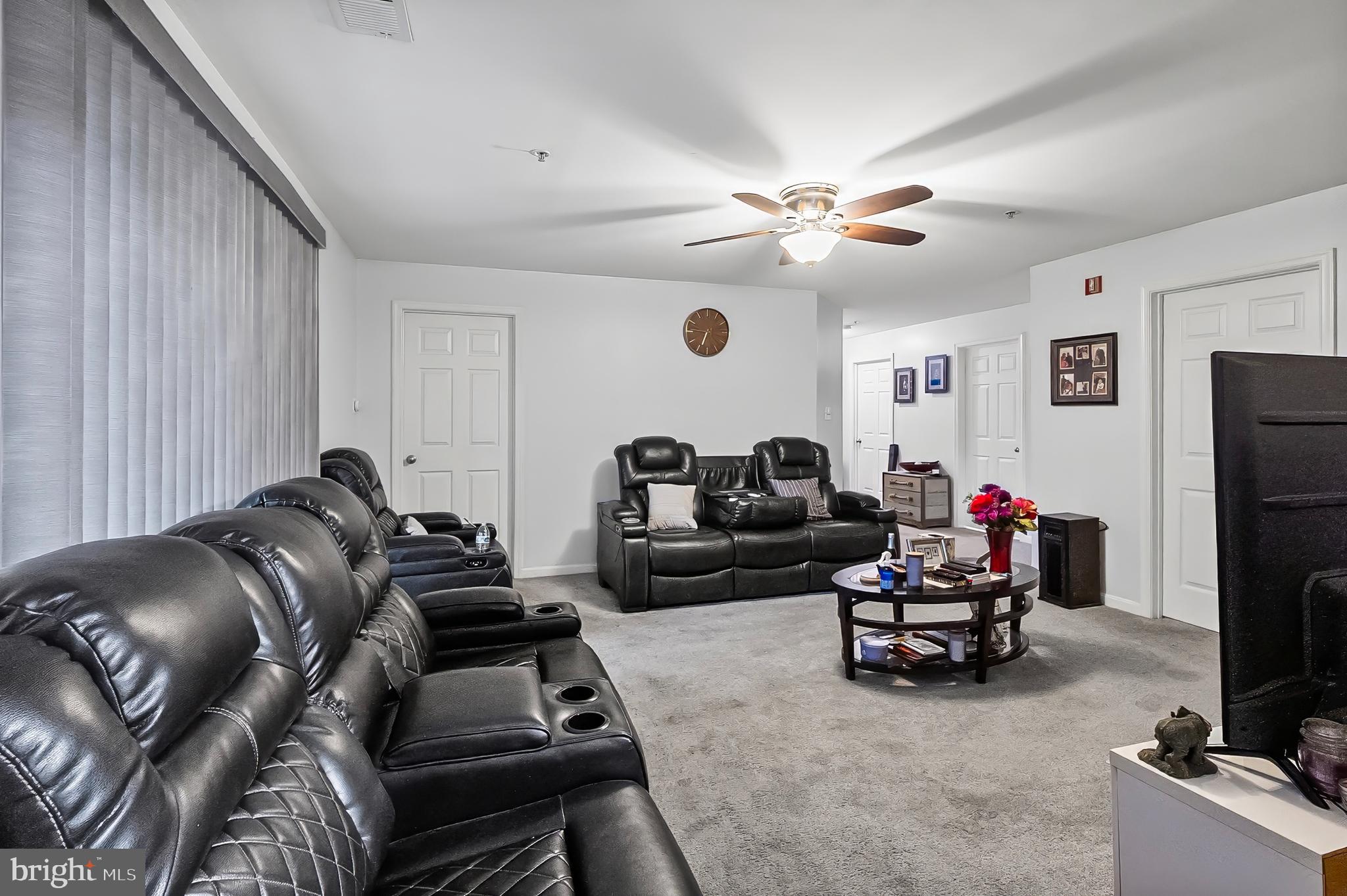 STONE RIDGE - Residential