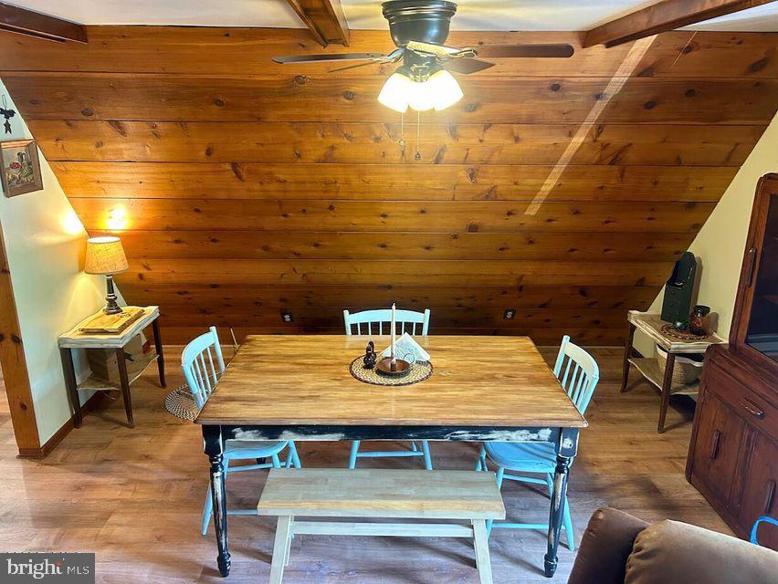 1431 ERICKSON DRIVE
