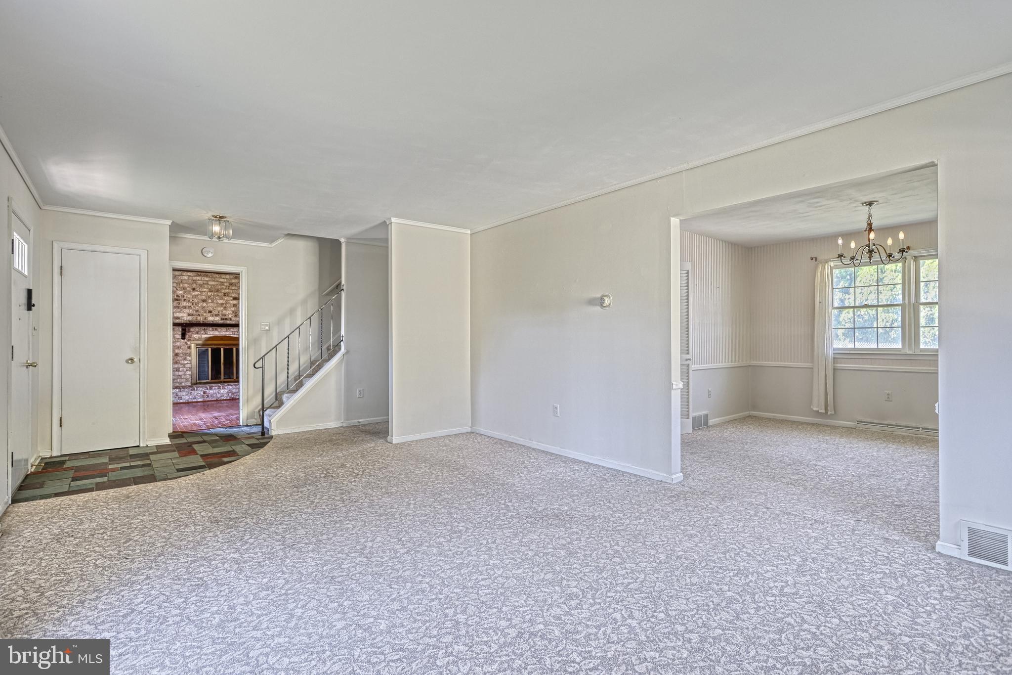 CHAMBERS HILL - Residential