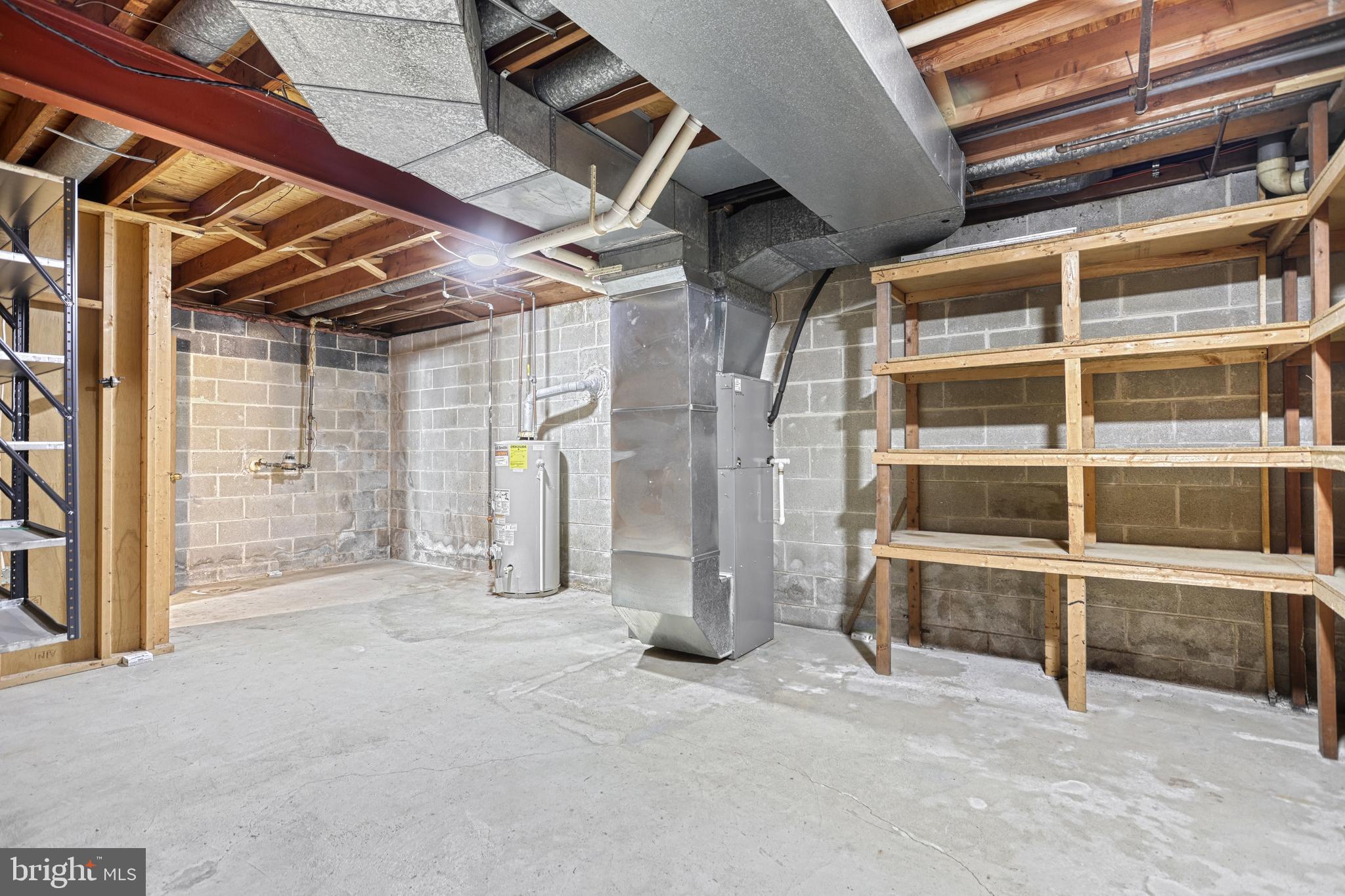 CHAMBERS HILL - Residential