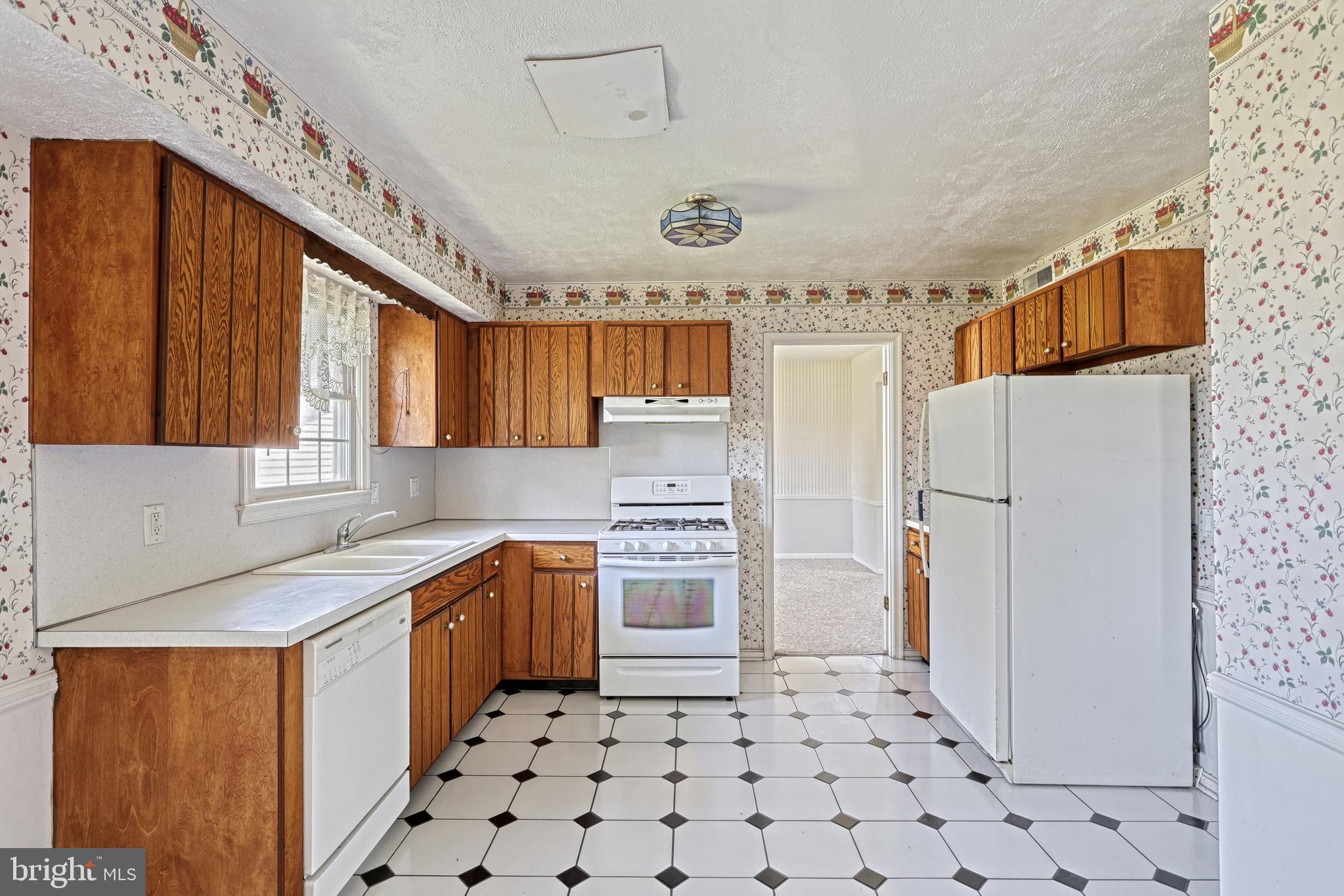 CHAMBERS HILL - Residential