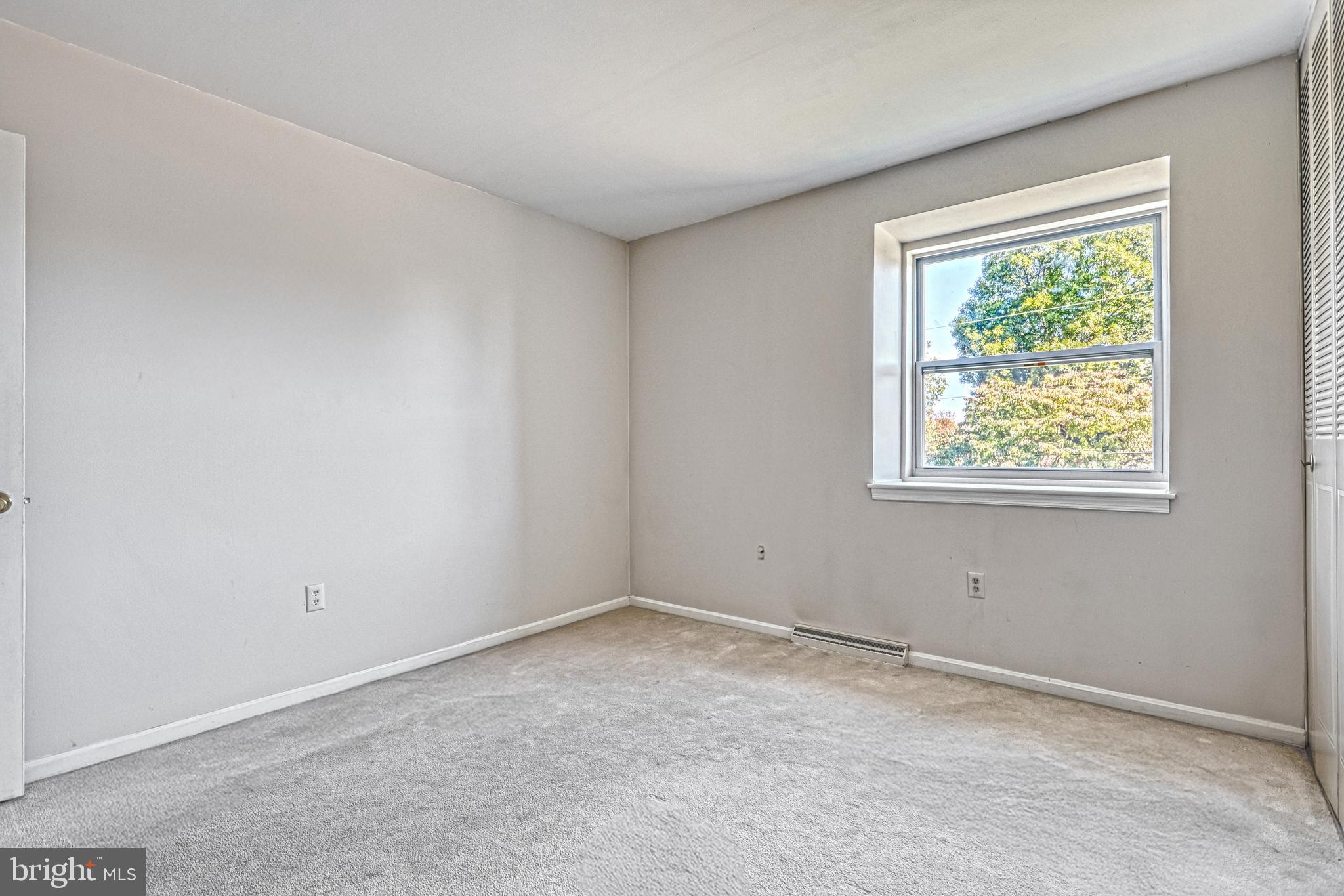 CHAMBERS HILL - Residential