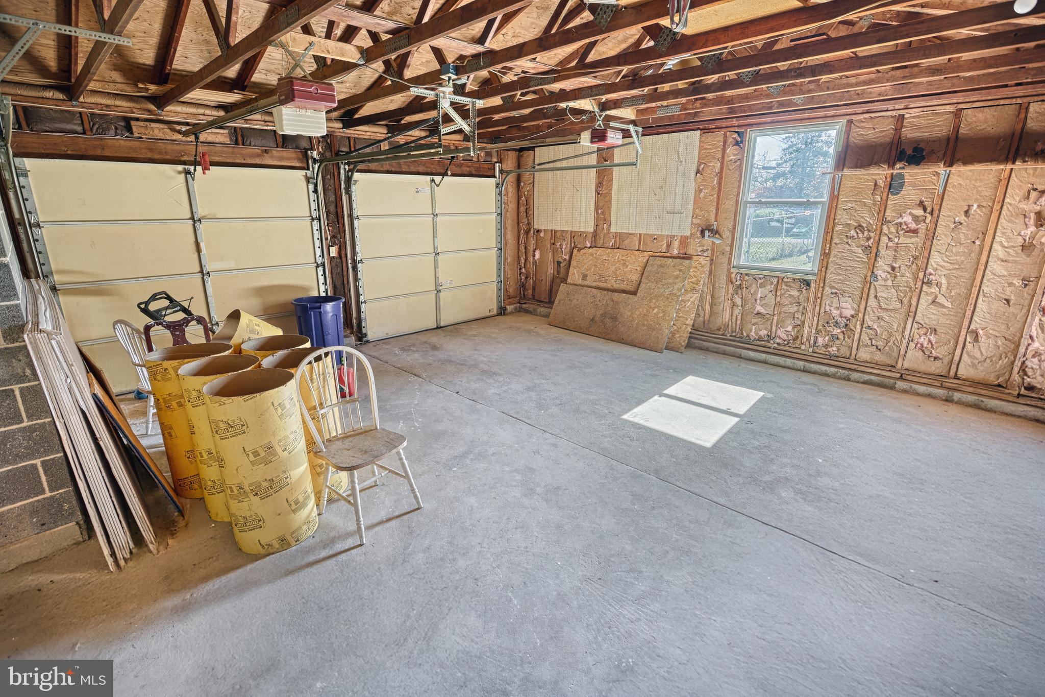 CHAMBERS HILL - Residential