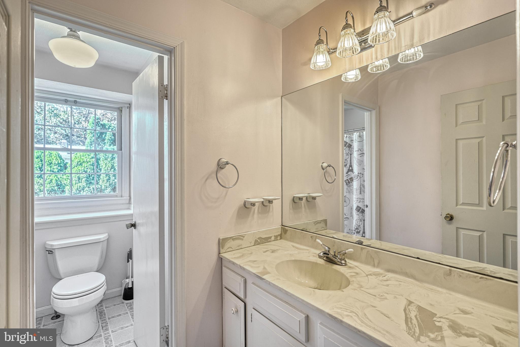 CHAMBERS HILL - Residential