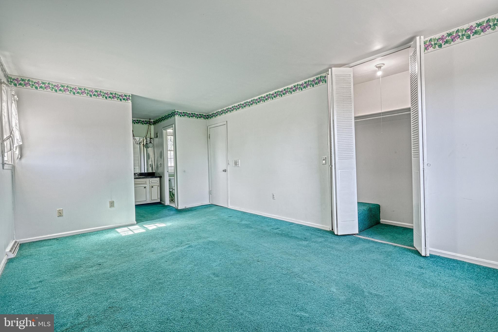 CHAMBERS HILL - Residential