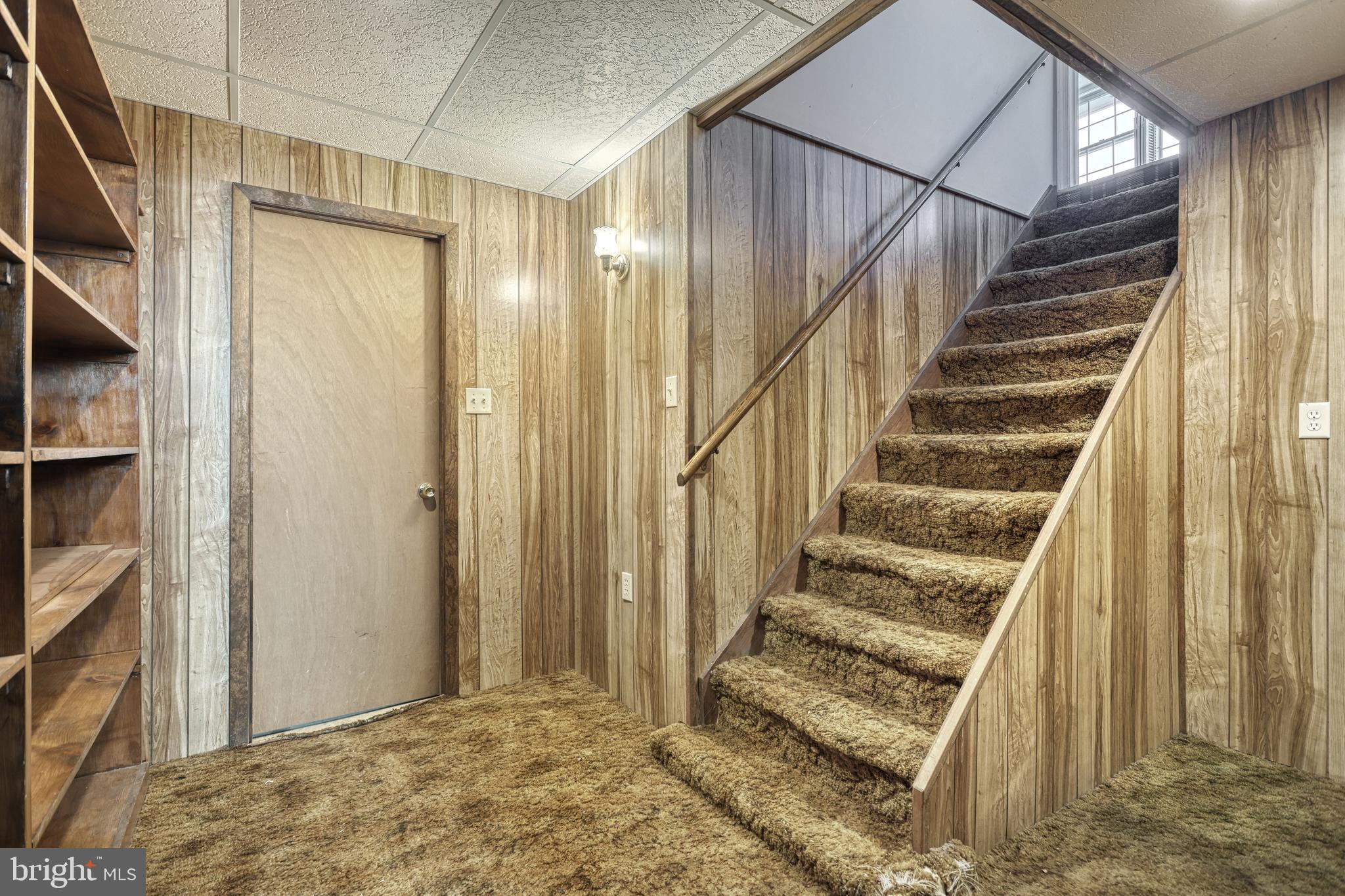 CHAMBERS HILL - Residential