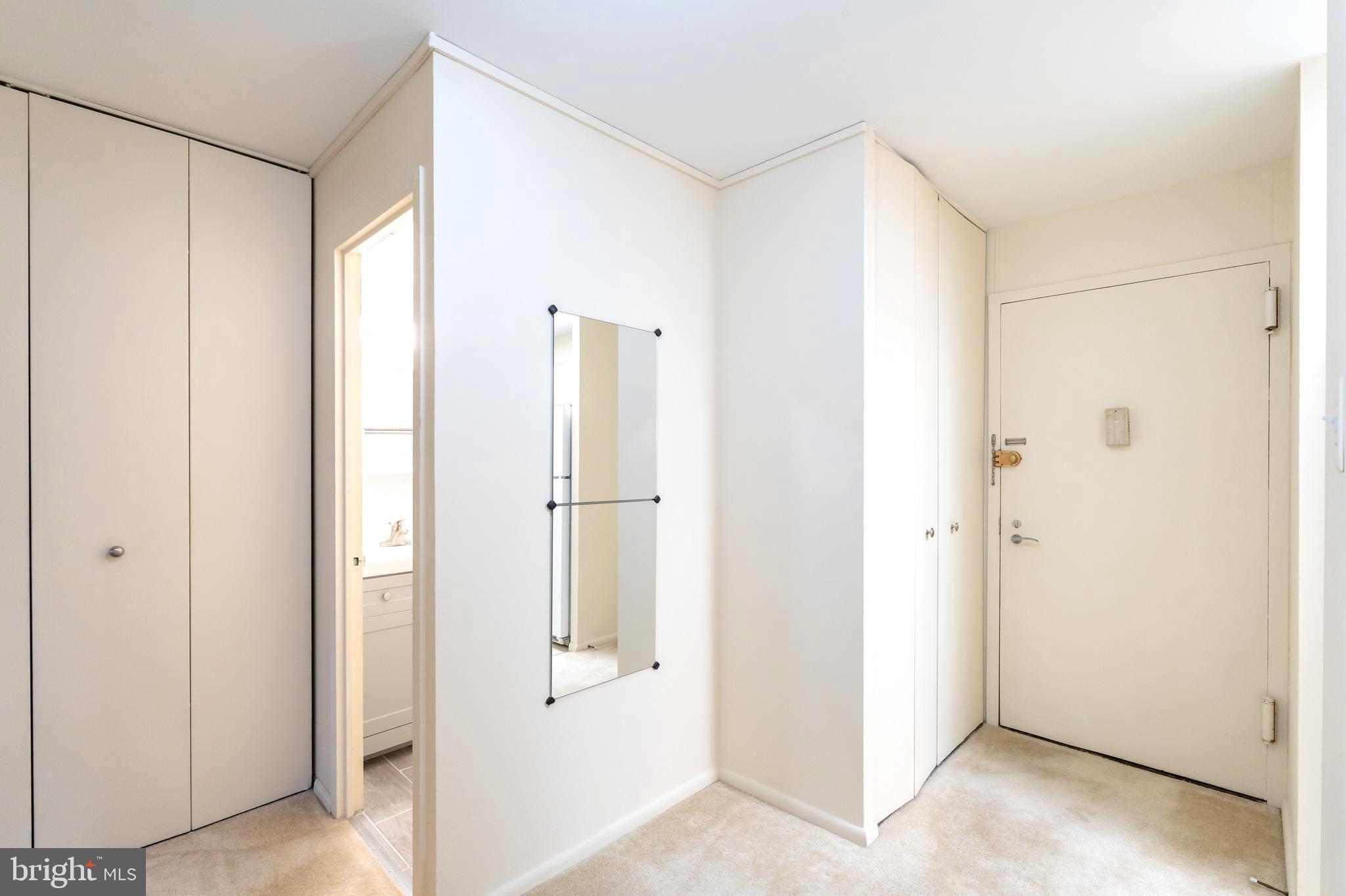 ROXBOROUGH - Residential Lease