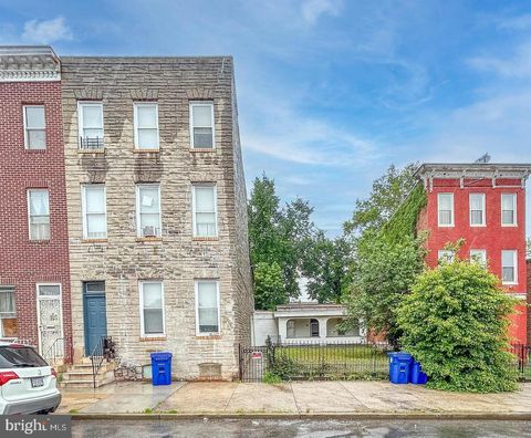 Photo of 2550 W Lombard Street, BALTIMORE, MD 21223 (MLS # MDBA2183764) Photo of 2550 W Lombard Street, BALTIMORE, MD 21223 (MLS # MDBA2183764)