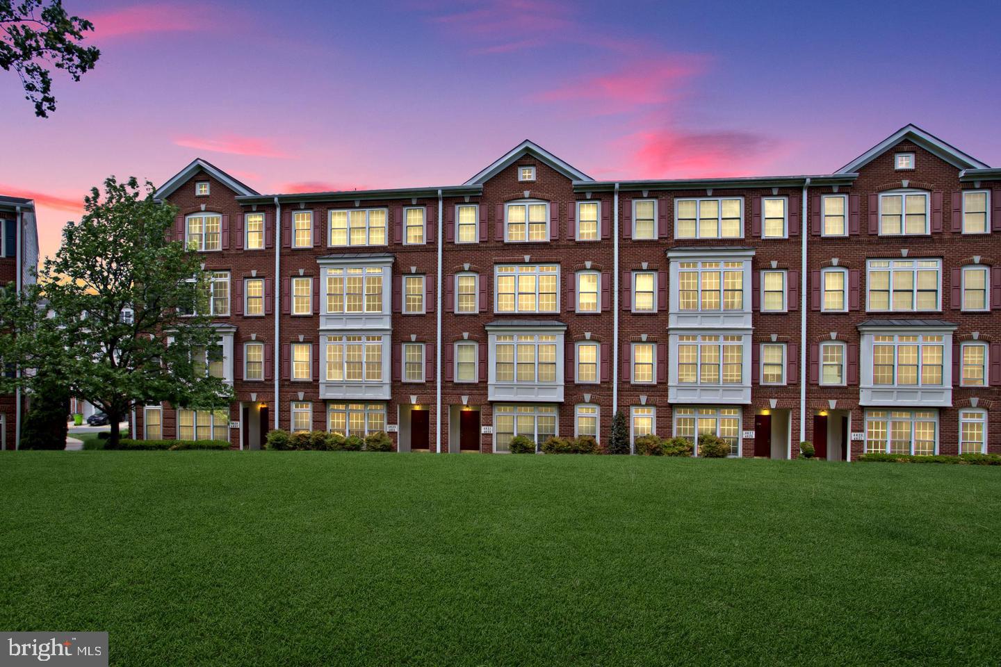 4633 BATTENBURG LANE 921