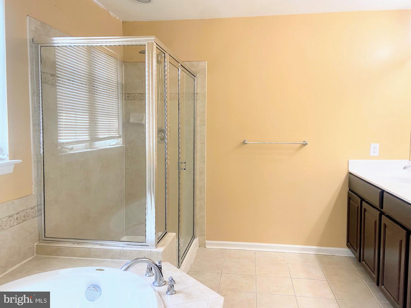 COVENTRY GLEN - Residential Lease