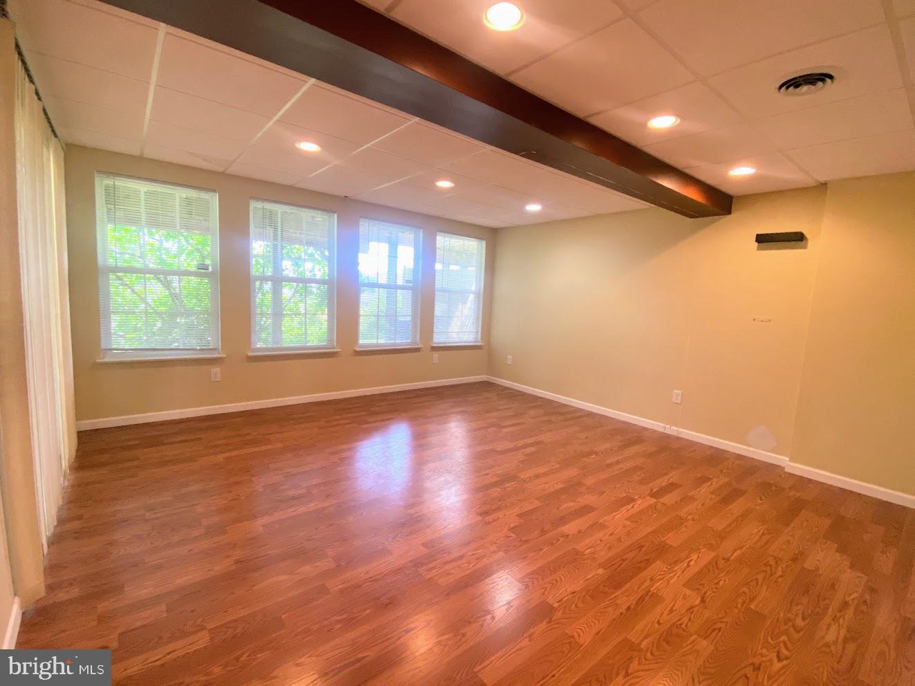 COVENTRY GLEN - Residential Lease