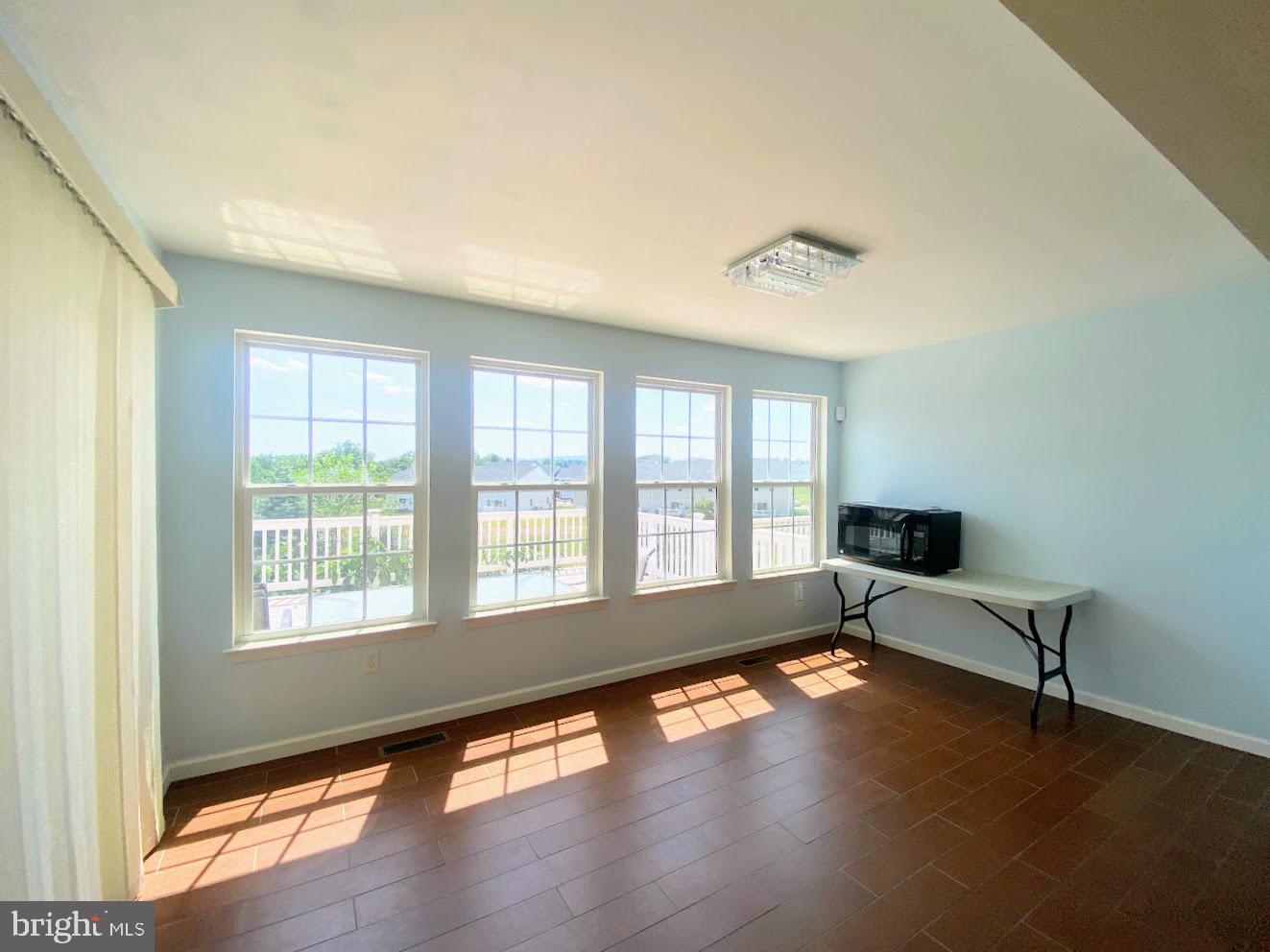 COVENTRY GLEN - Residential Lease