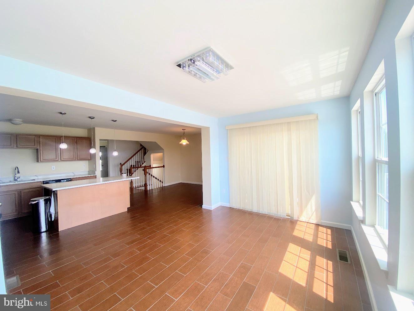 COVENTRY GLEN - Residential Lease