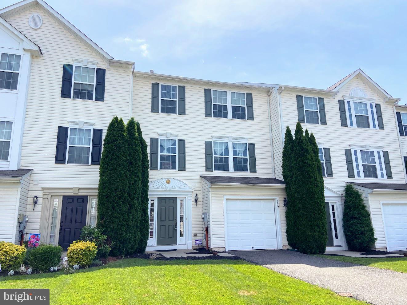 COVENTRY GLEN - Residential Lease