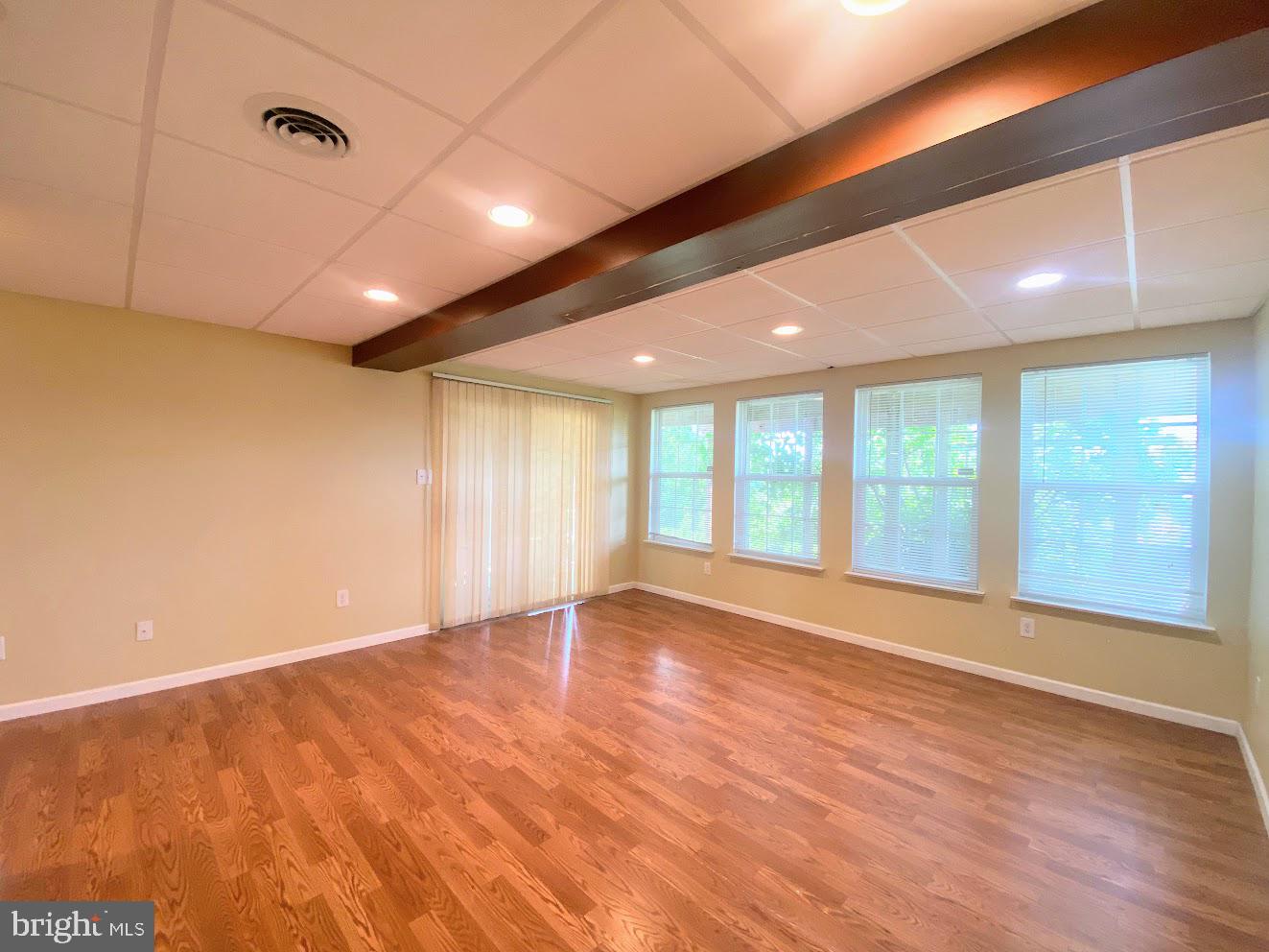 COVENTRY GLEN - Residential Lease