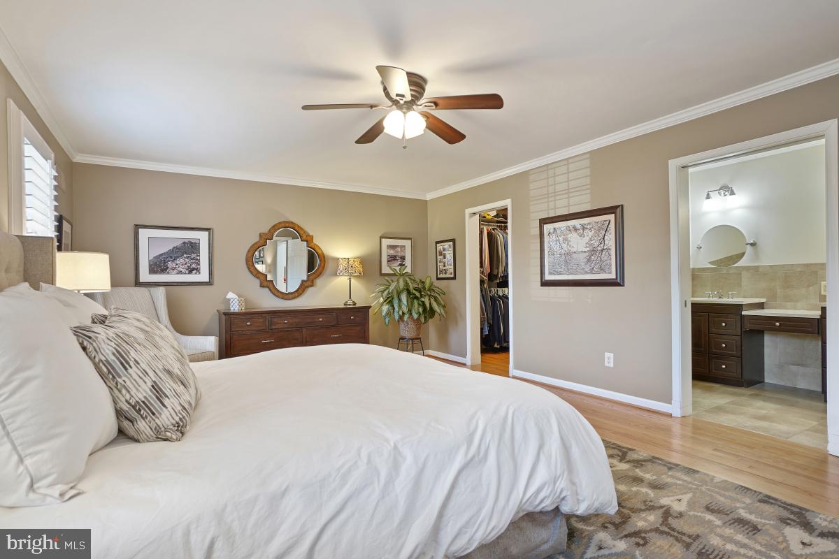 SPRING MEADOWS - Residential