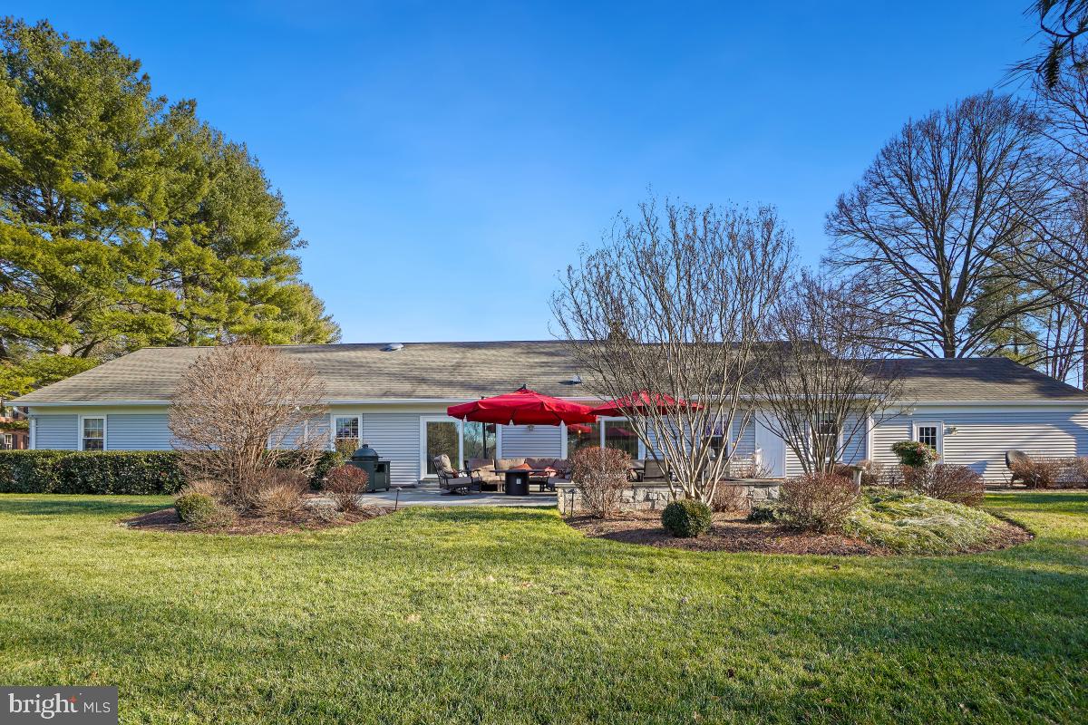 SPRING MEADOWS - Residential