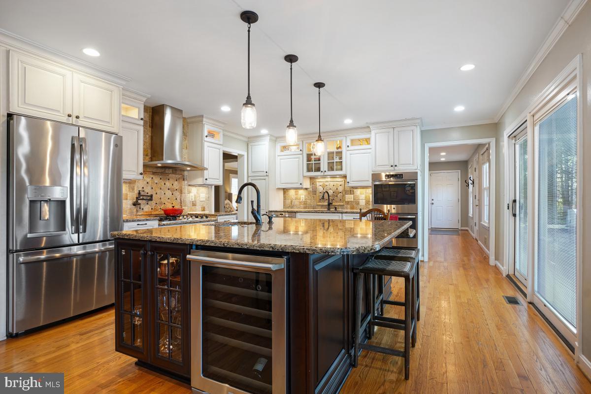 SPRING MEADOWS - Residential