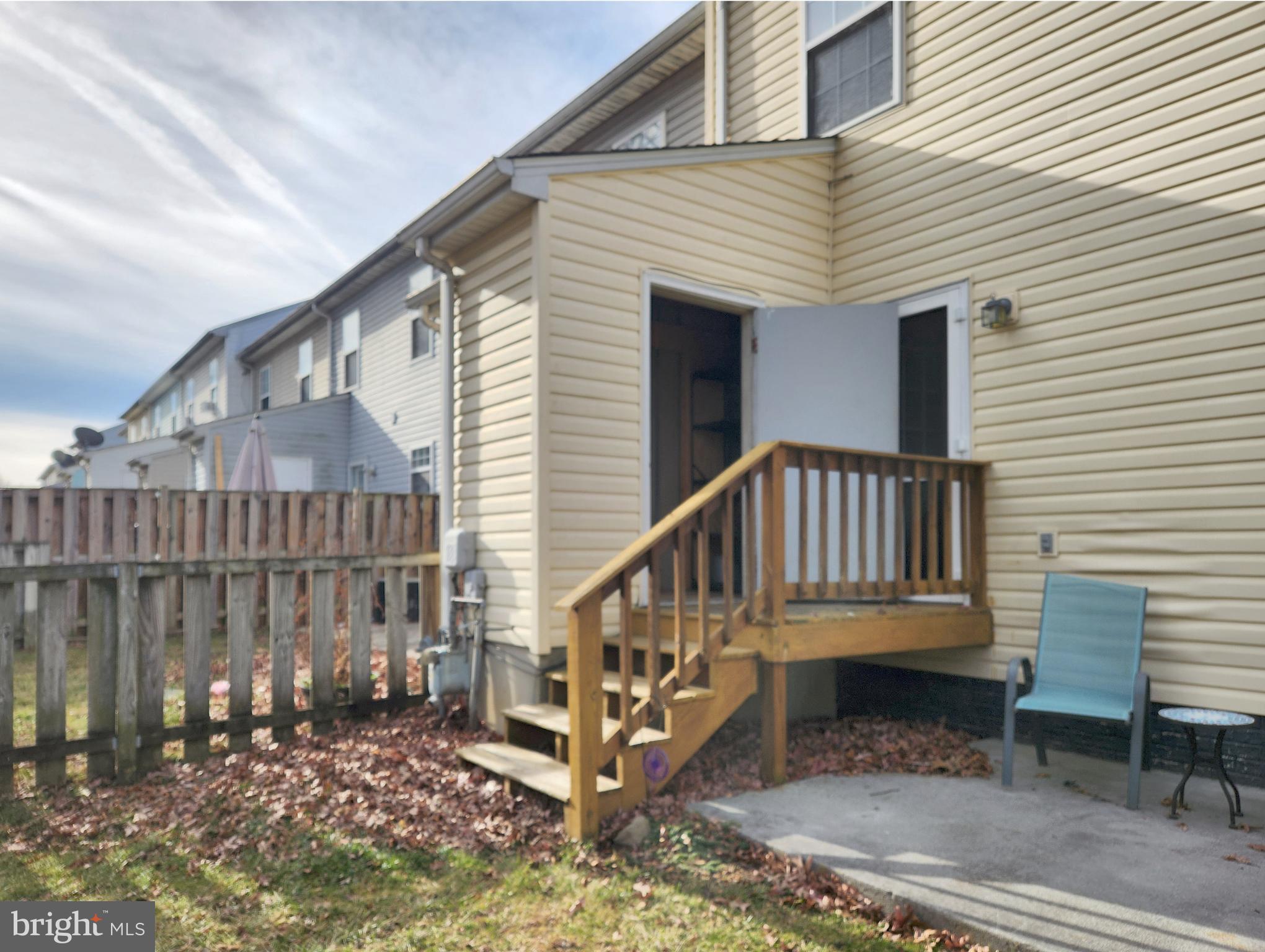 VILLAGE AT SHERANDO - Residential Lease