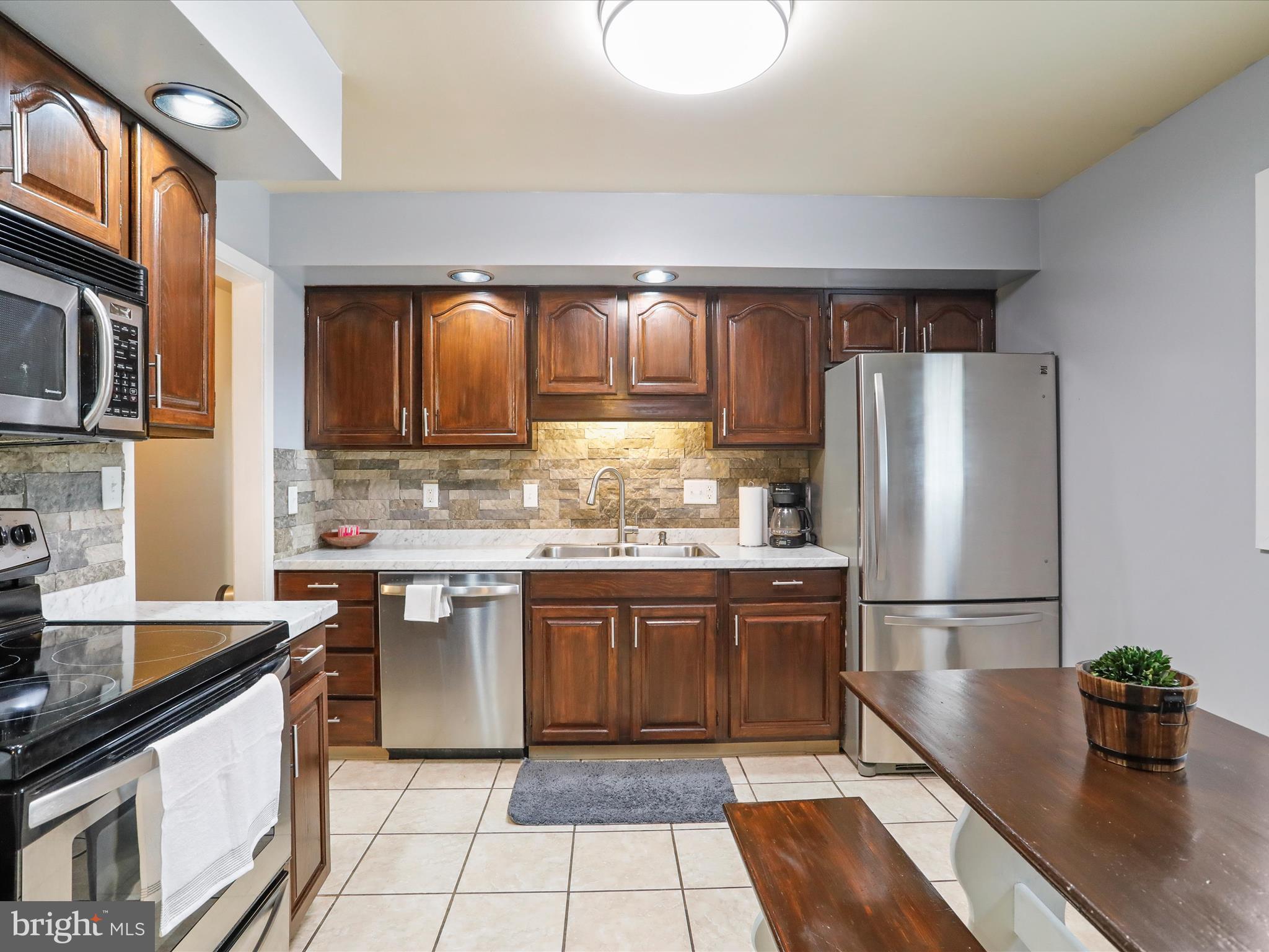 BEL AIR - Residential