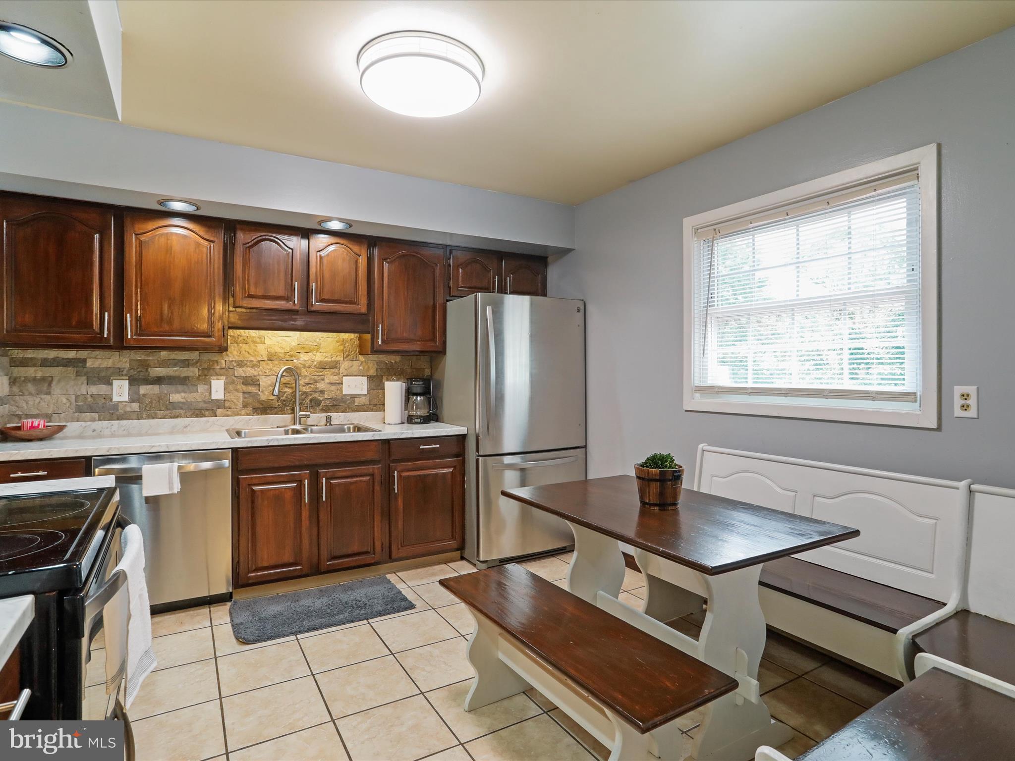 BEL AIR - Residential