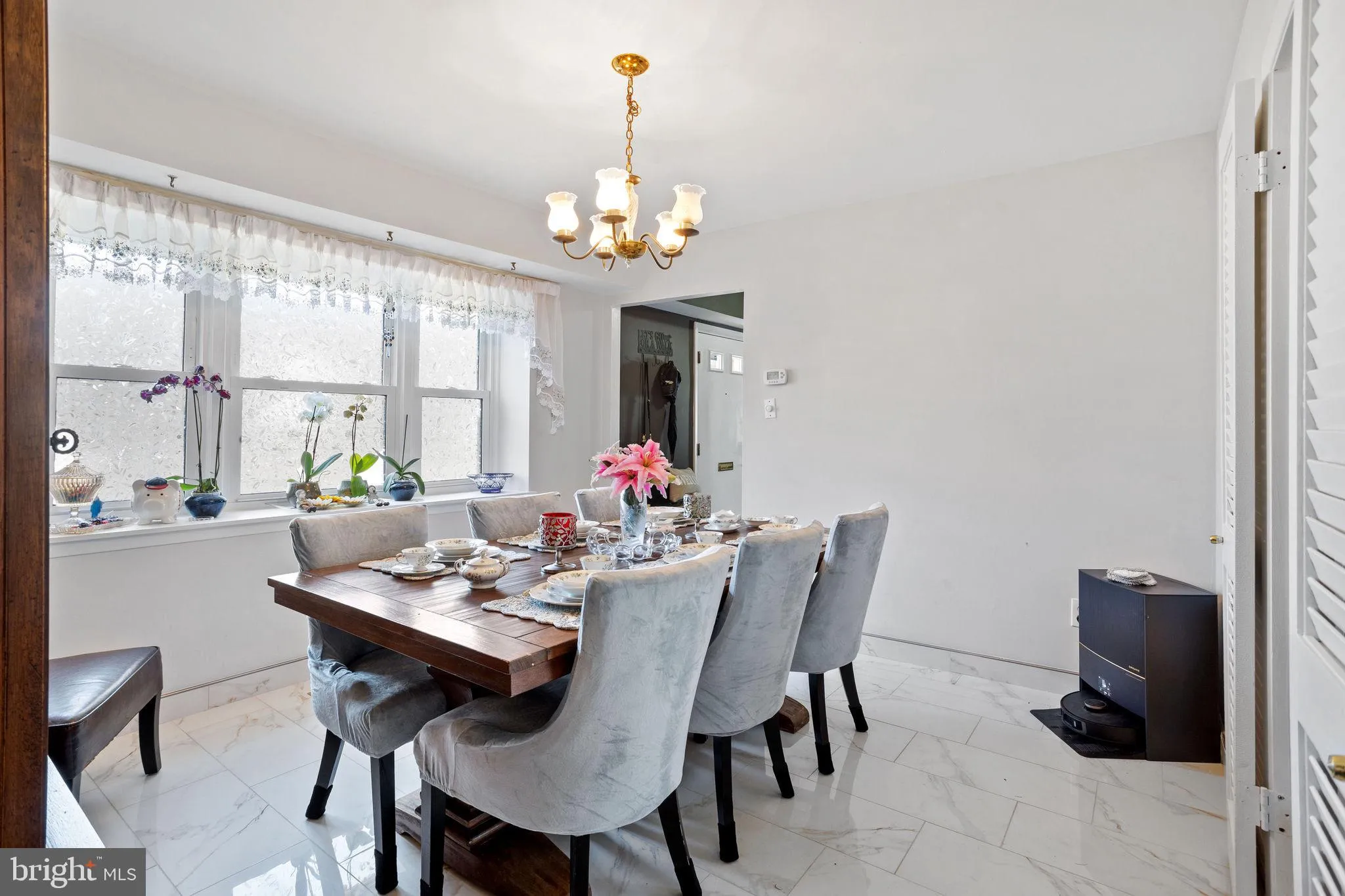 Willingboro, New Jersey 08046, United States, 4 Bedrooms Bedrooms, ,3 BathroomsBathrooms,Residential,Active,88291