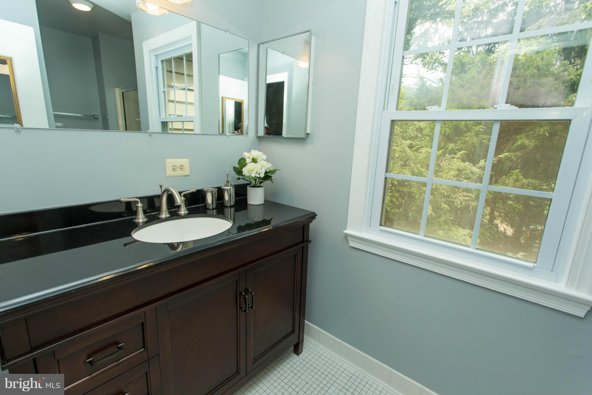 STONEYBROOKE - Residential