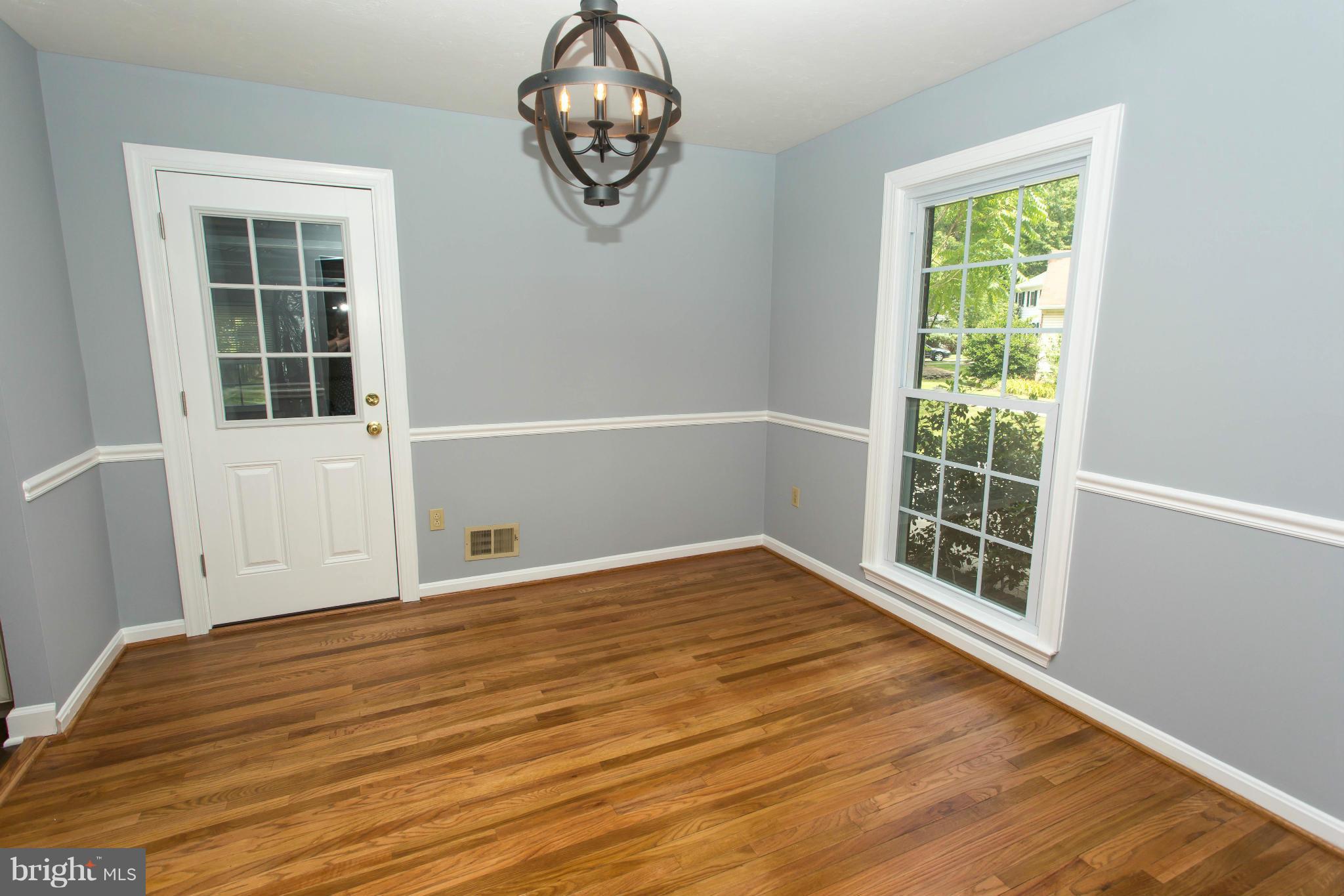 STONEYBROOKE - Residential