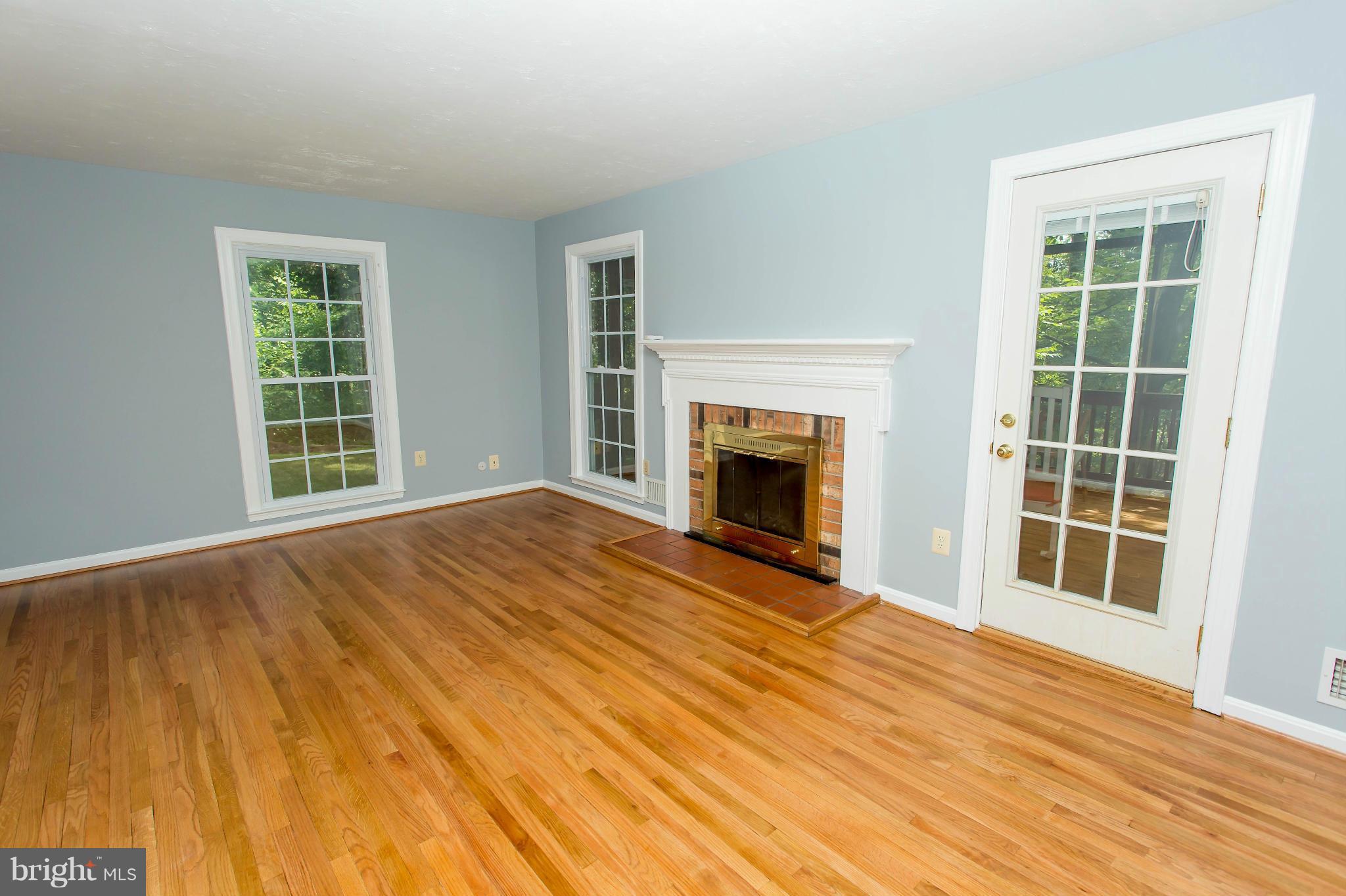 STONEYBROOKE - Residential