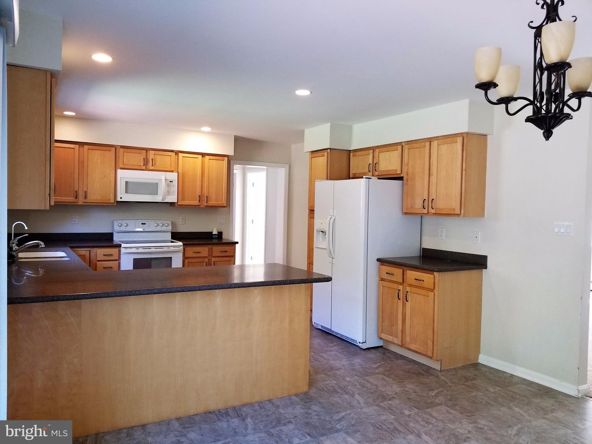 CENTREVILLE - Residential Lease