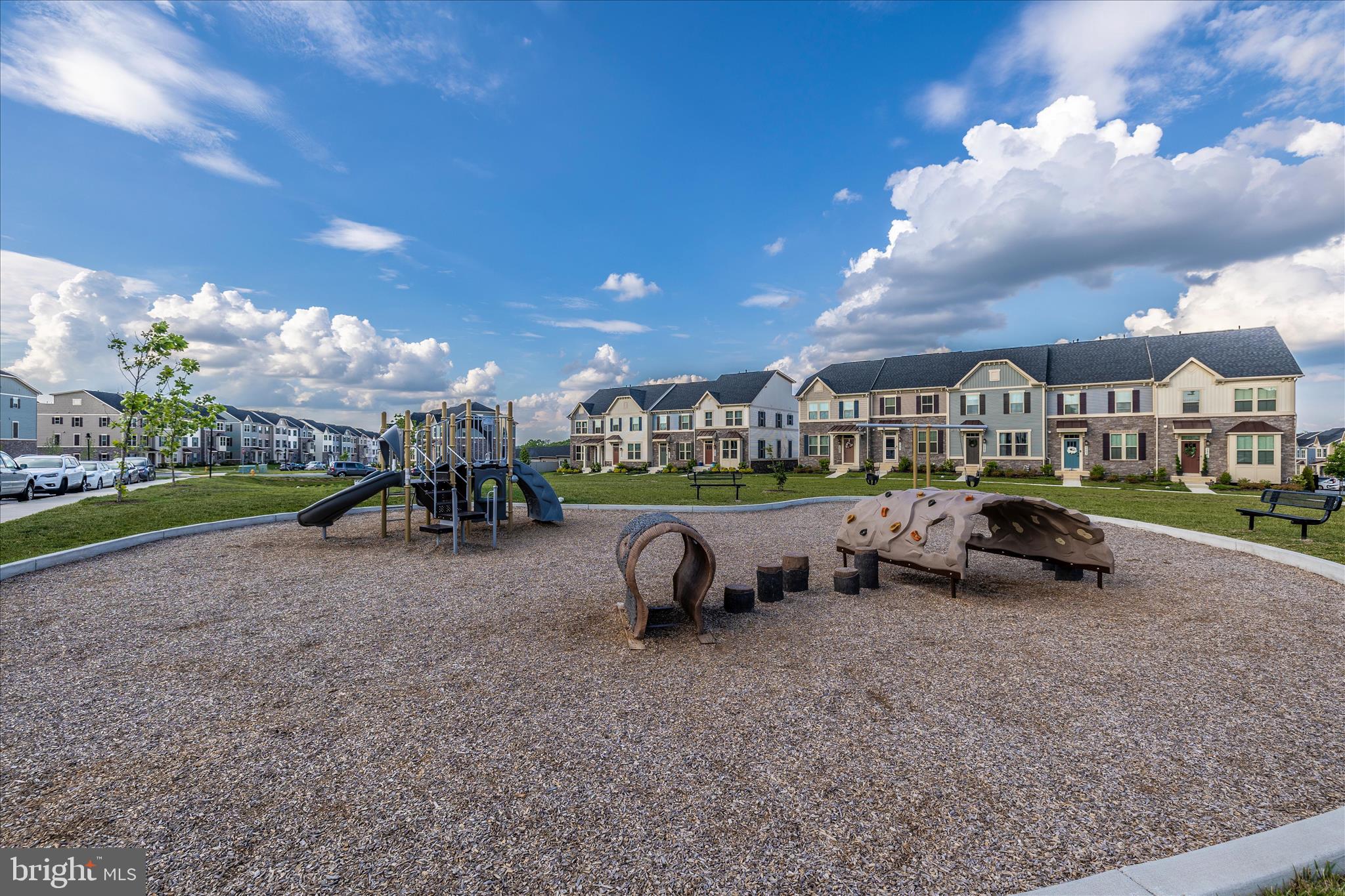 LAKE LINGANORE OAKDALE - Residential