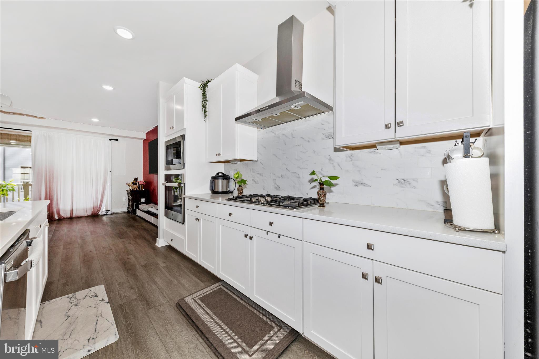 LAKE LINGANORE OAKDALE - Residential