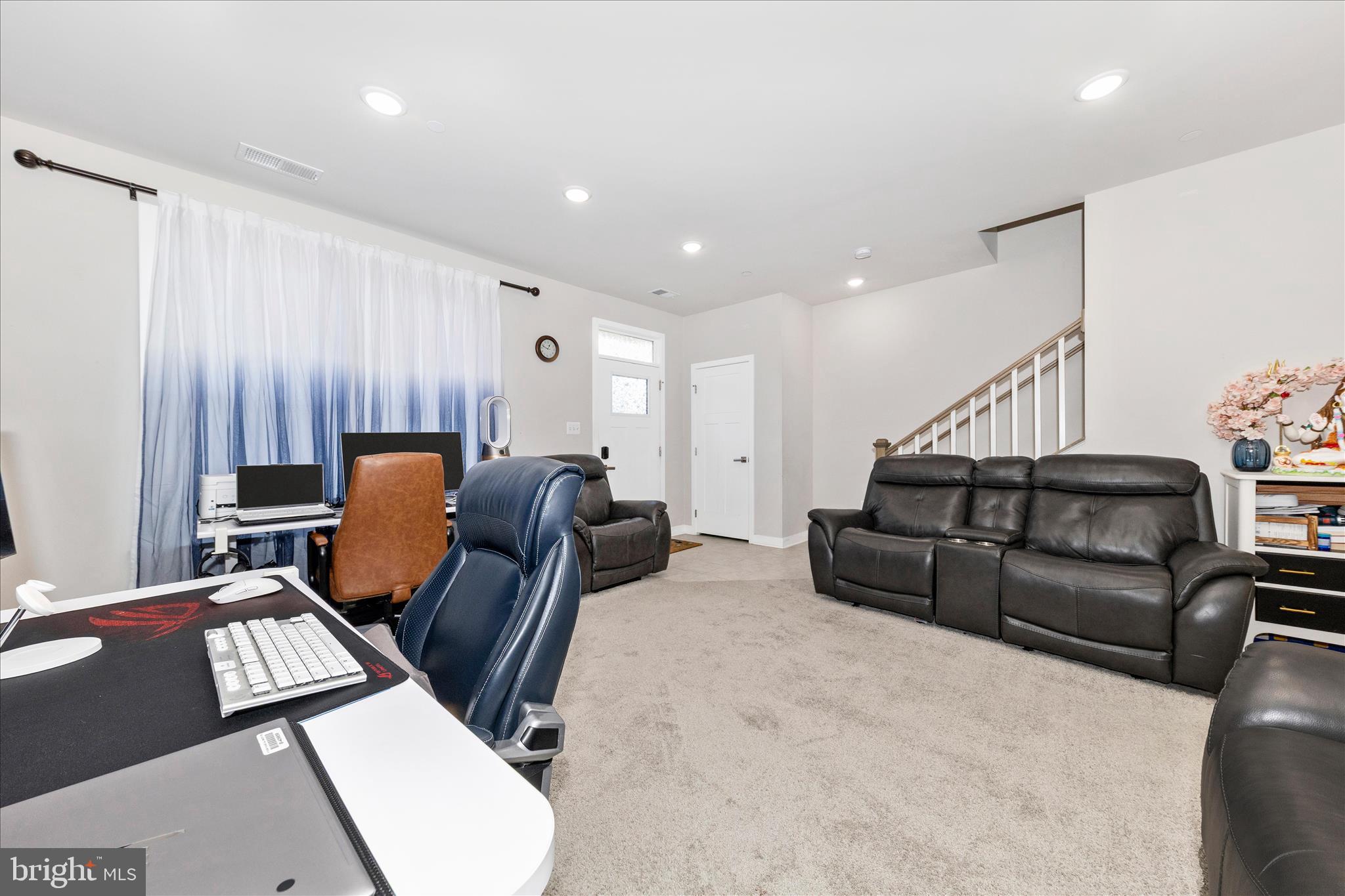 LAKE LINGANORE OAKDALE - Residential