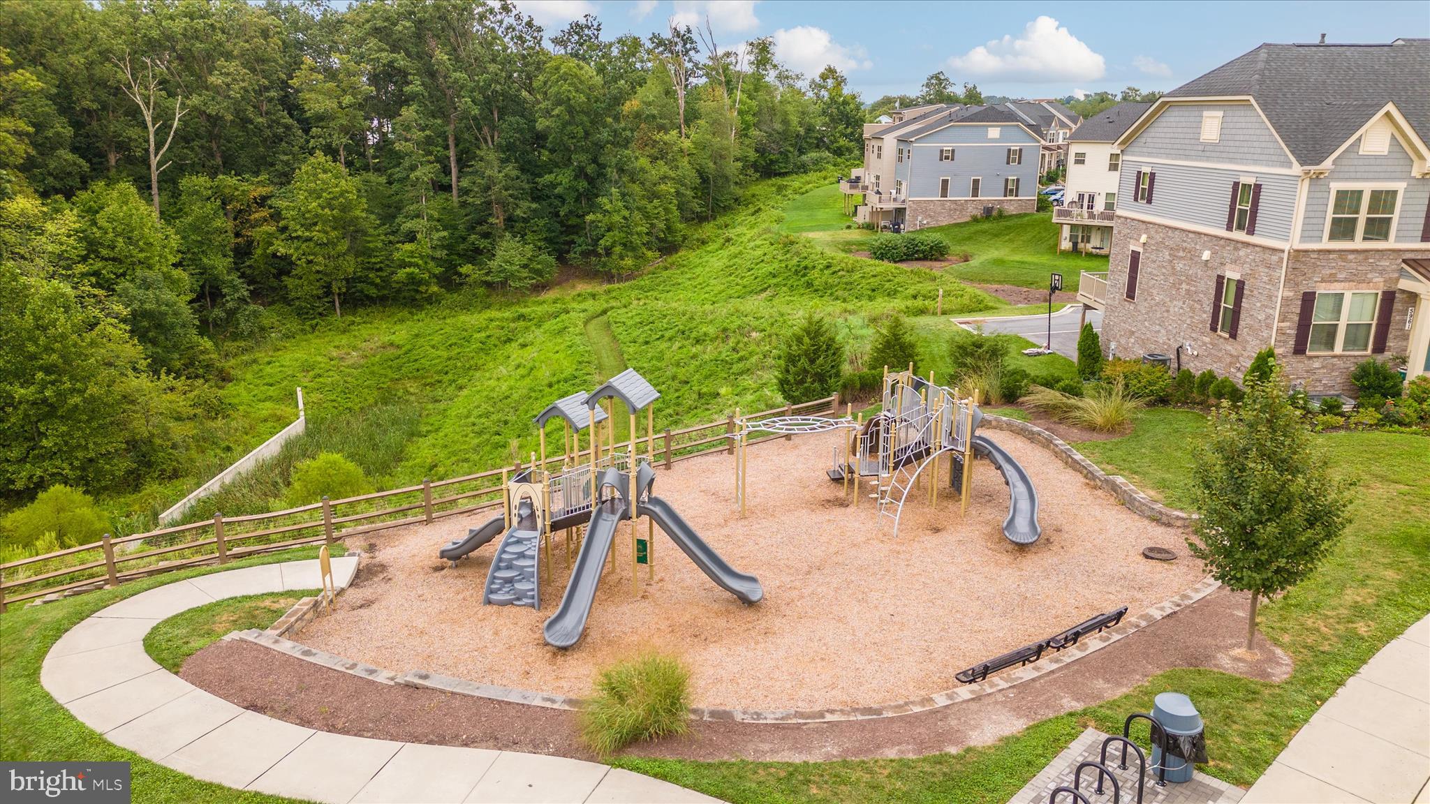 LAKE LINGANORE OAKDALE - Residential