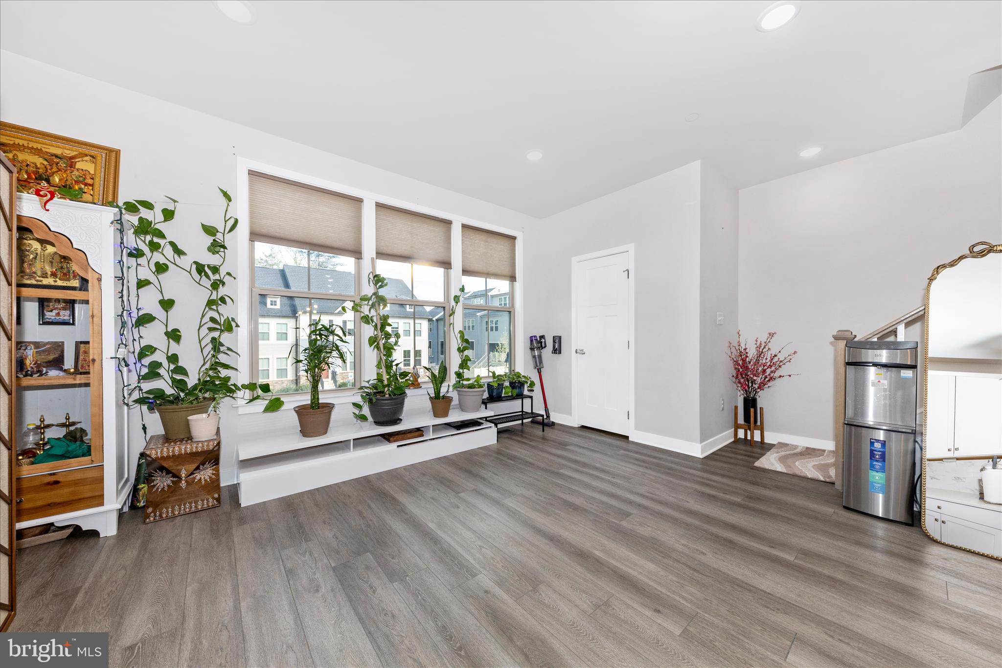 LAKE LINGANORE OAKDALE - Residential