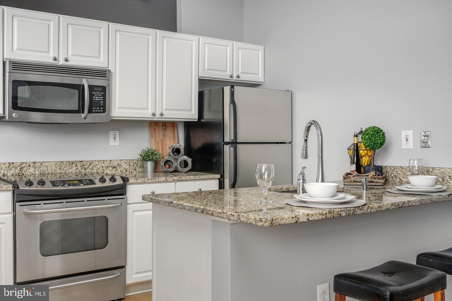 OLD CITY - Residential Lease