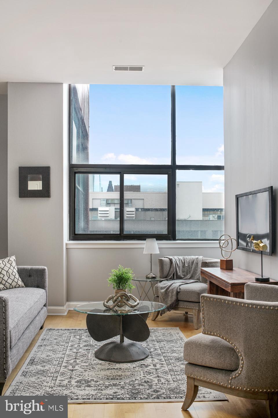 OLD CITY - Residential Lease